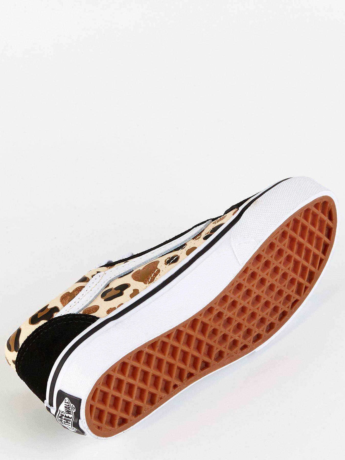 Image 5 of 7 of Vans Kid's Old Skool Trainers - Animal Print