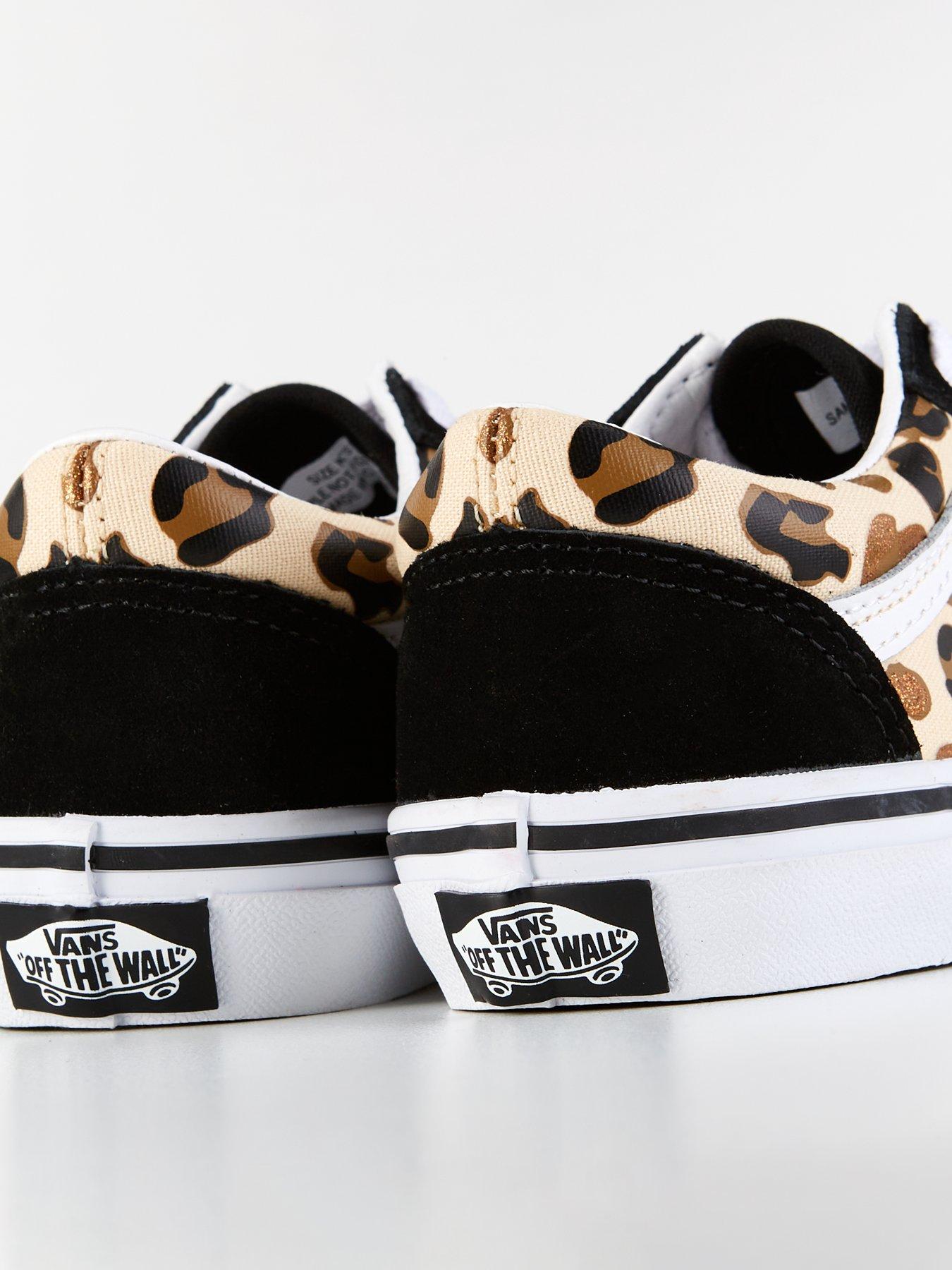 Image 7 of 7 of Vans Kid's Old Skool Trainers - Animal Print