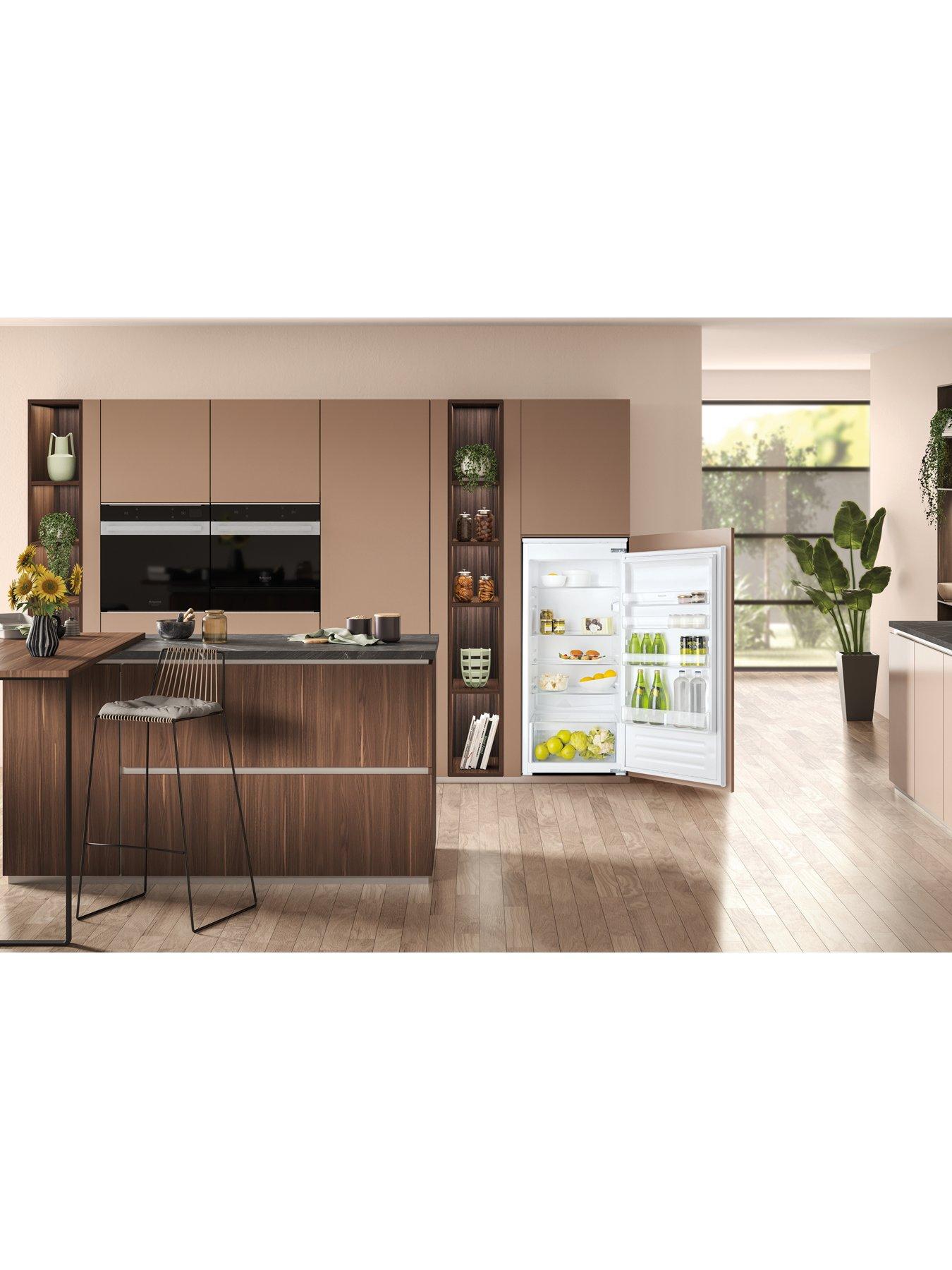 Image 2 of 5 of Hotpoint Low Frost HS12A1DUK2 Integrated Fridge