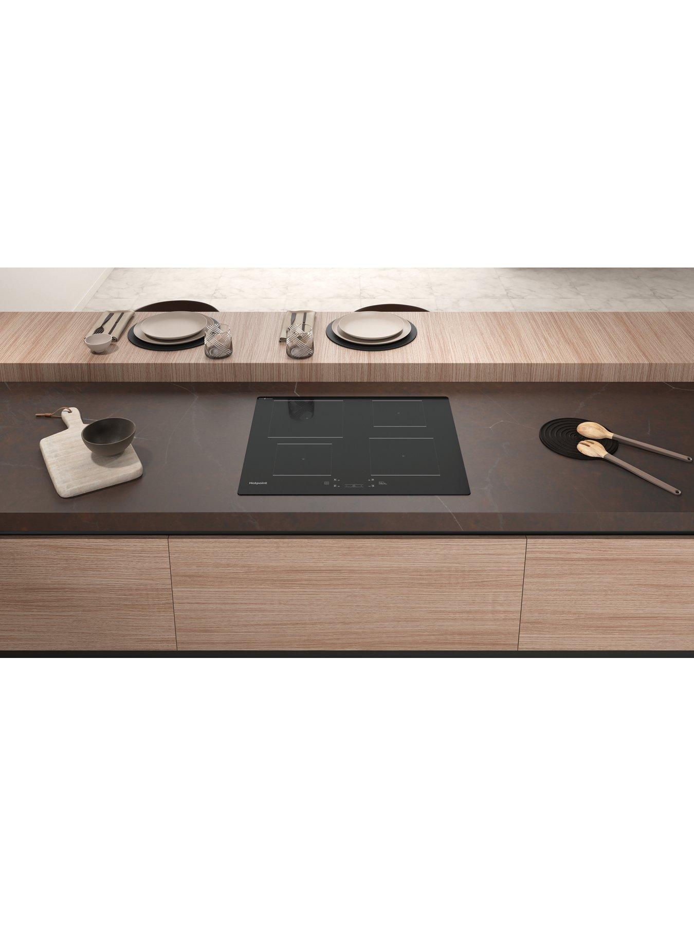 Image 3 of 8 of Hotpoint CleanProtect TQ1460SCPNE 60cm Induction Hob - Black
