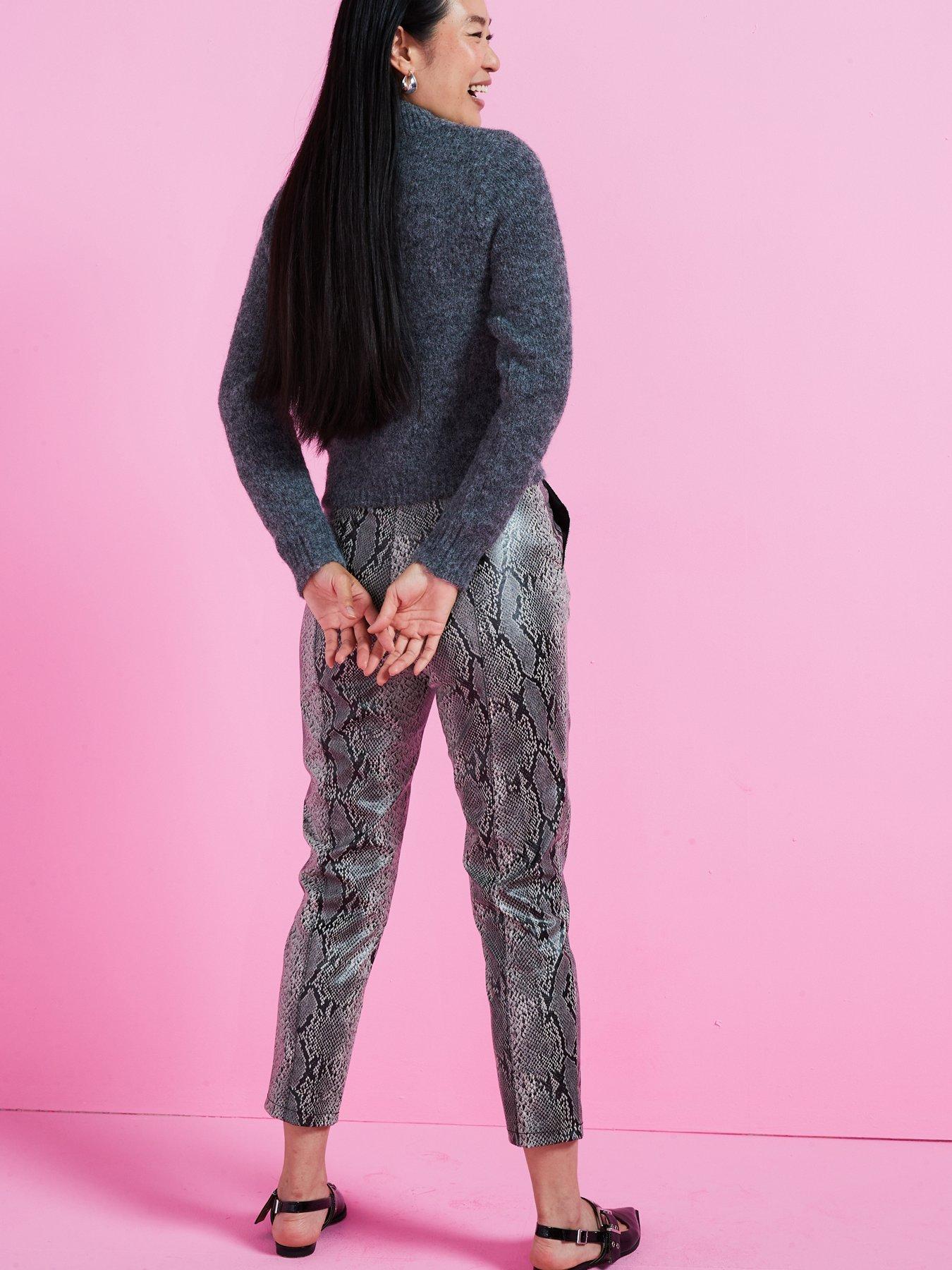 Image 5 of 6 of JDY Zoey Long Sleeve Collar Knitted Cardigan - Grey