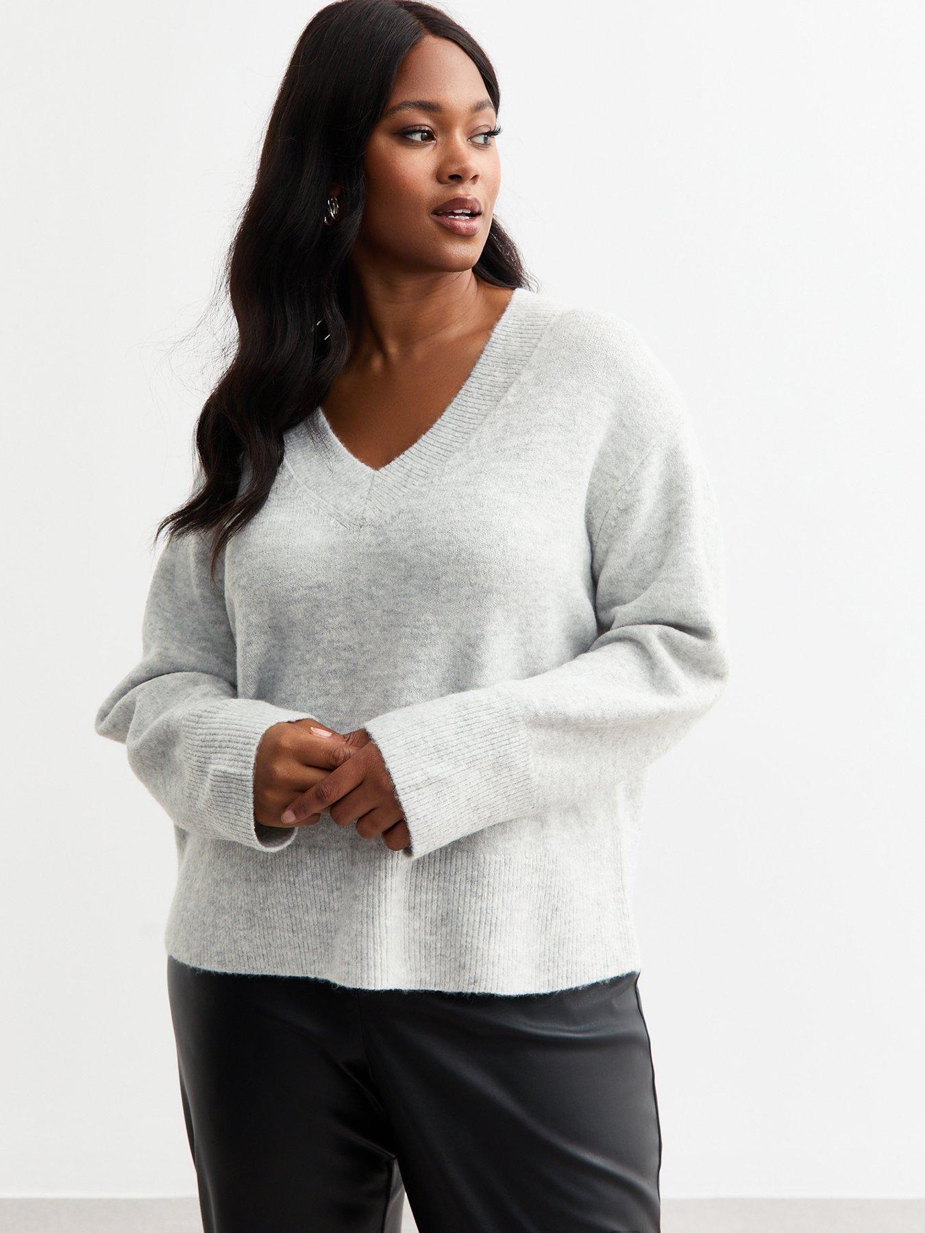 undefined Curve V-Neck Jumper - Light Grey
