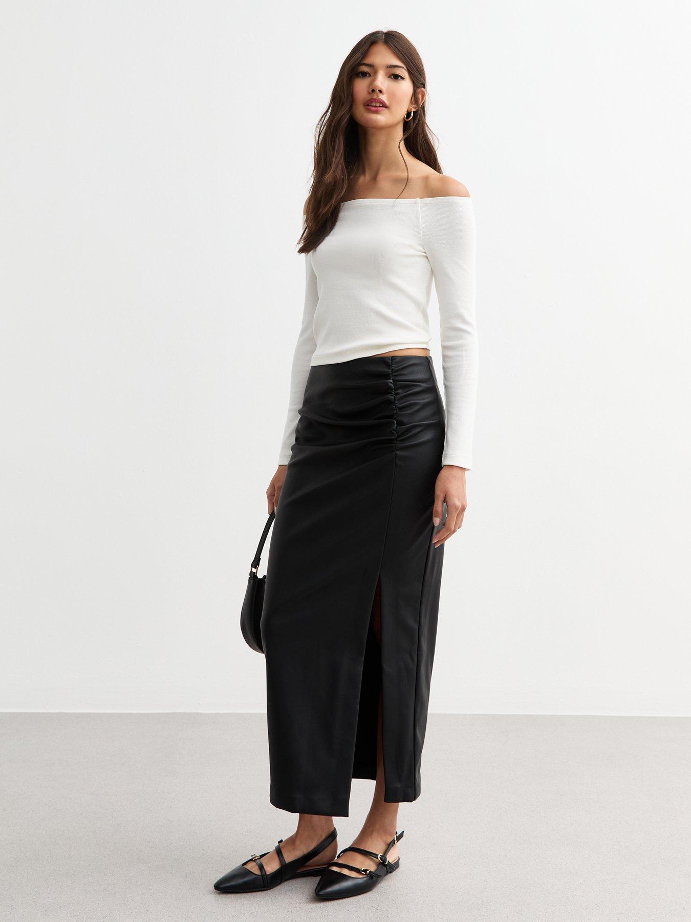 Image 3 of 4 of New Look Ruched Leather-Look Midi Skirt - Black