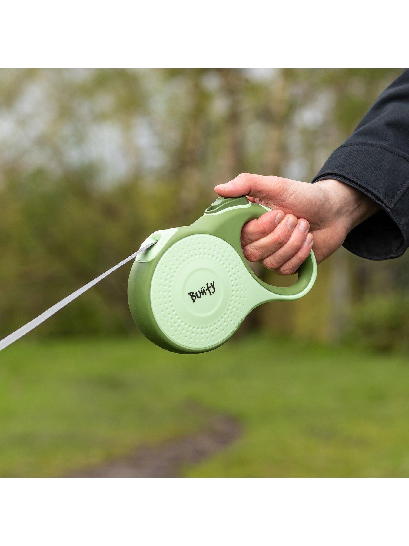 Product photograph of Bunty Explorer Retractable Lead - Green - 8m from very.co.uk