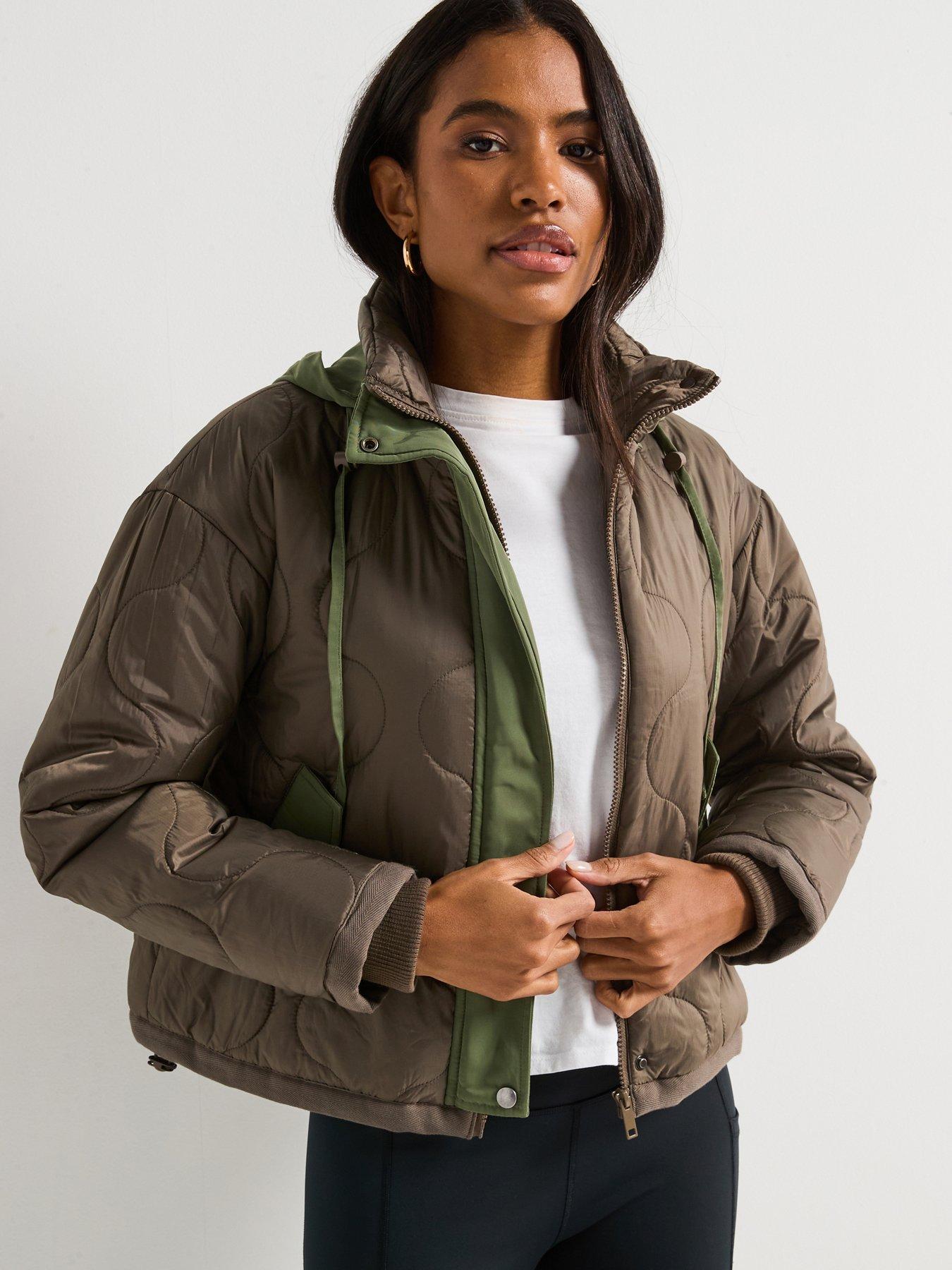 undefined Short Quilted Jacket With Contrast Details - Khaki