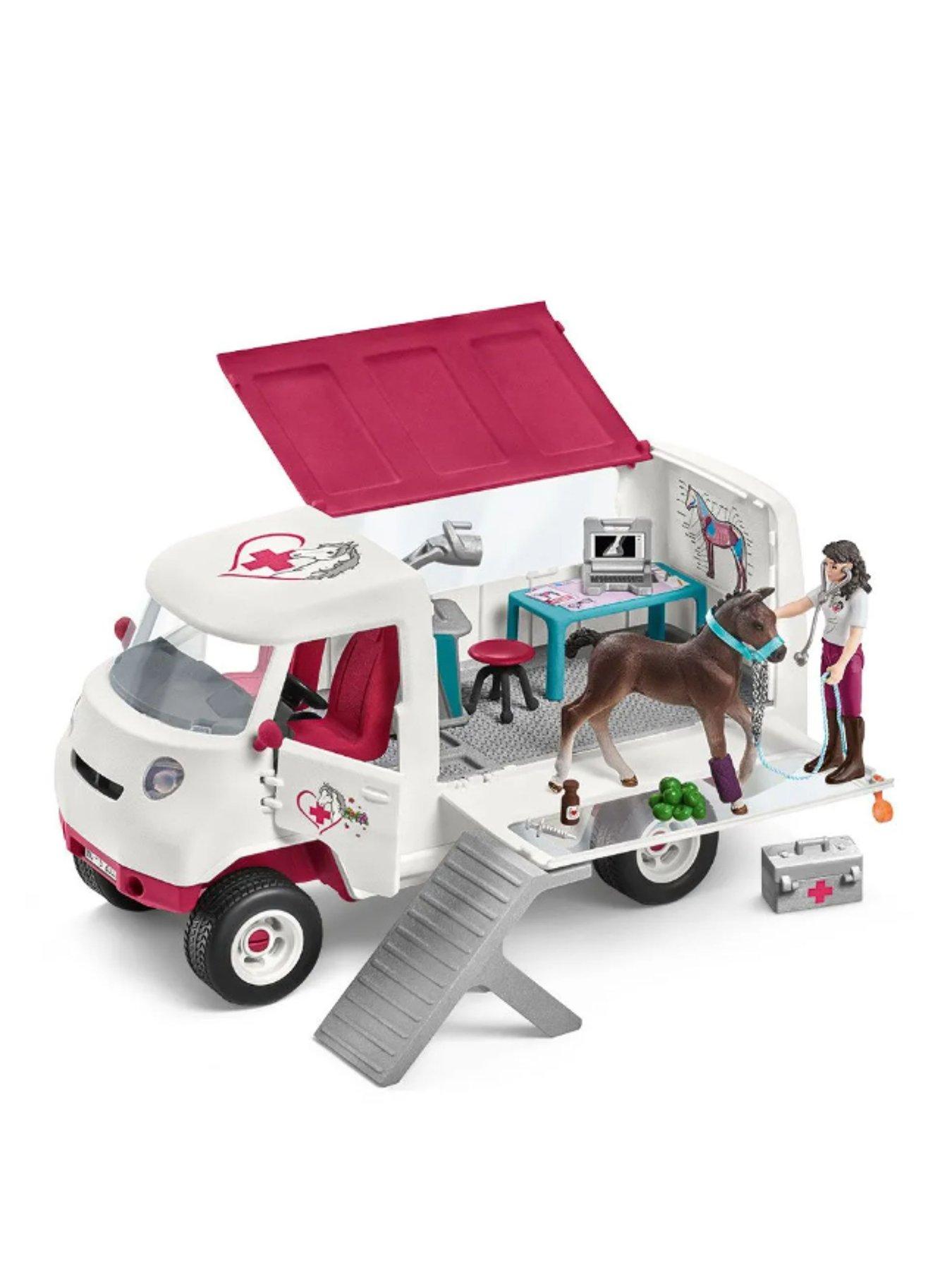 Schleich Mobile vet with foal