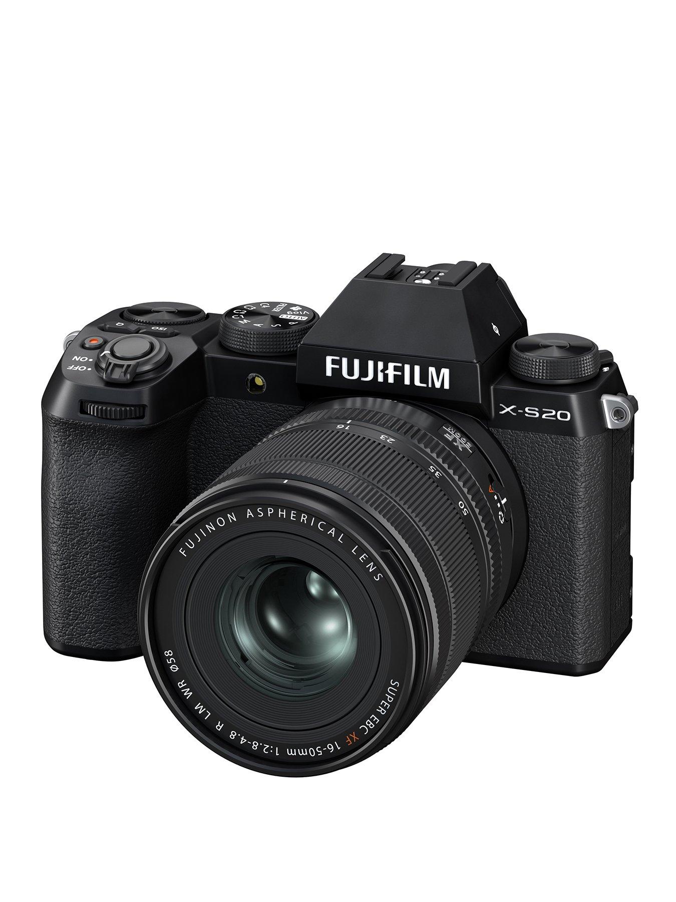 Fujifilm X-S20 Mirrorless Digital Camera with XF16-50mm F2.8-4.8 R LM WR