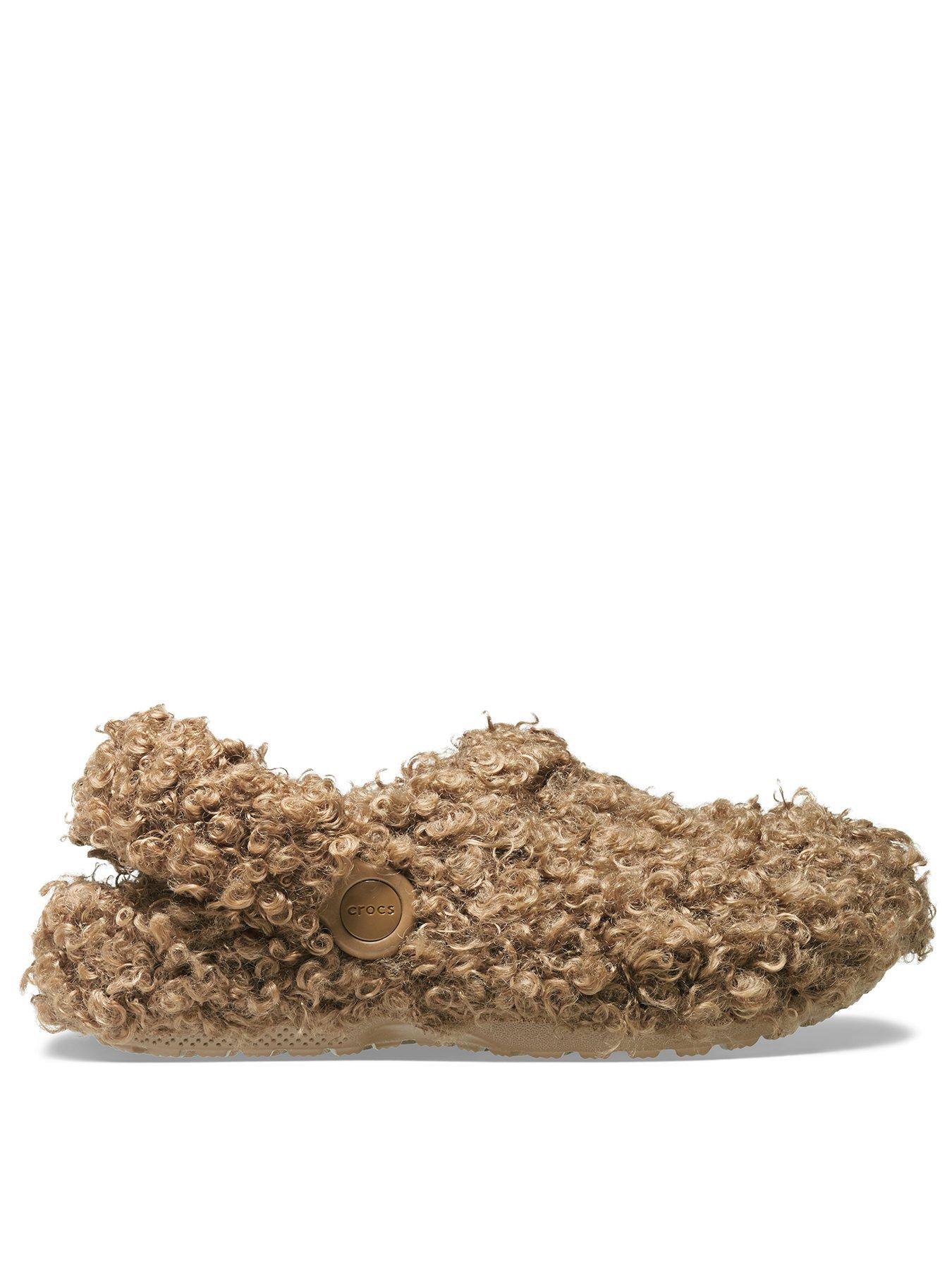 Brown crocs with fur clearance
