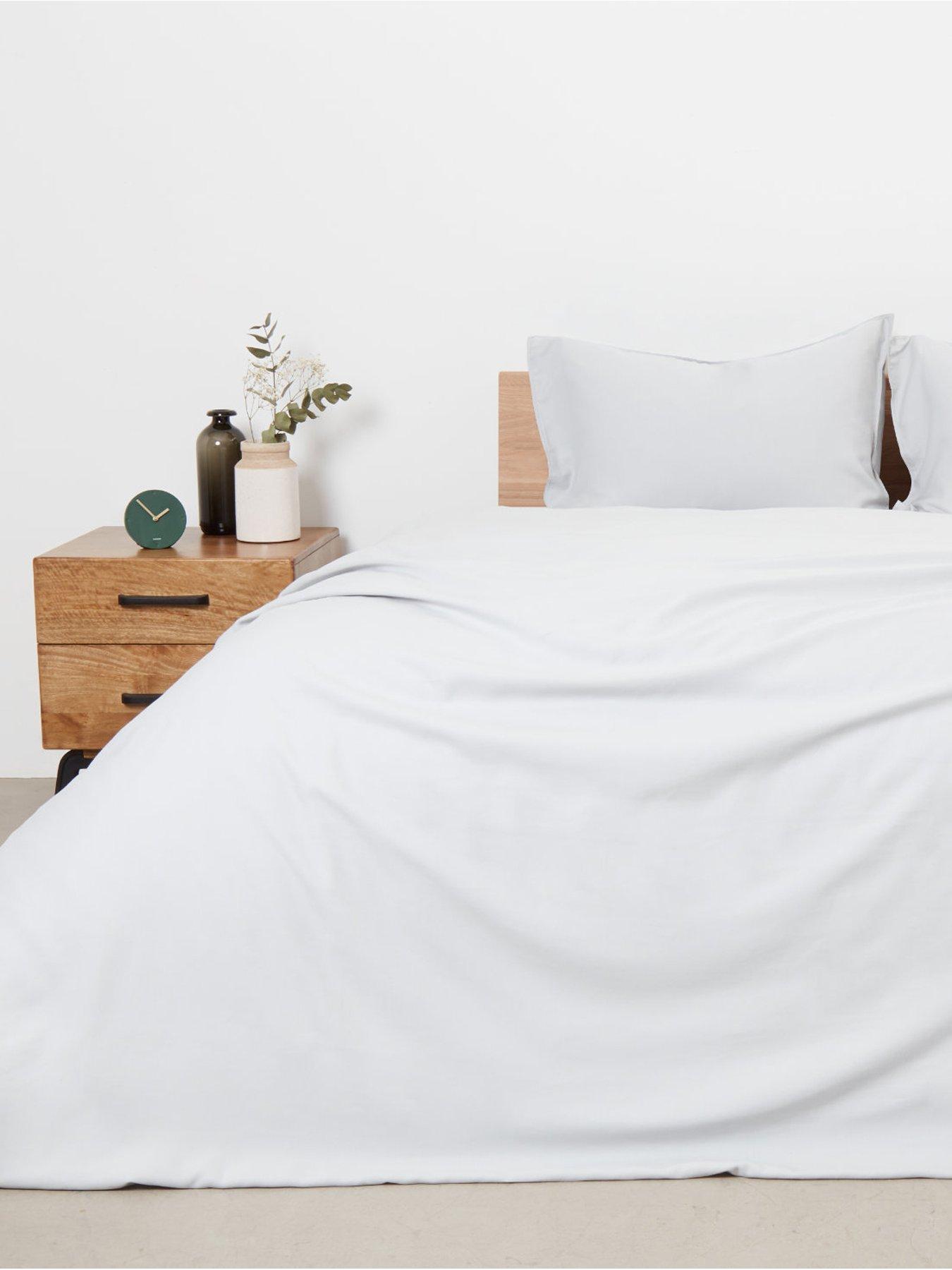 Product photograph of Panda London Panda Earth Bamboo French Linen Duvet Cover- Double from very.co.uk