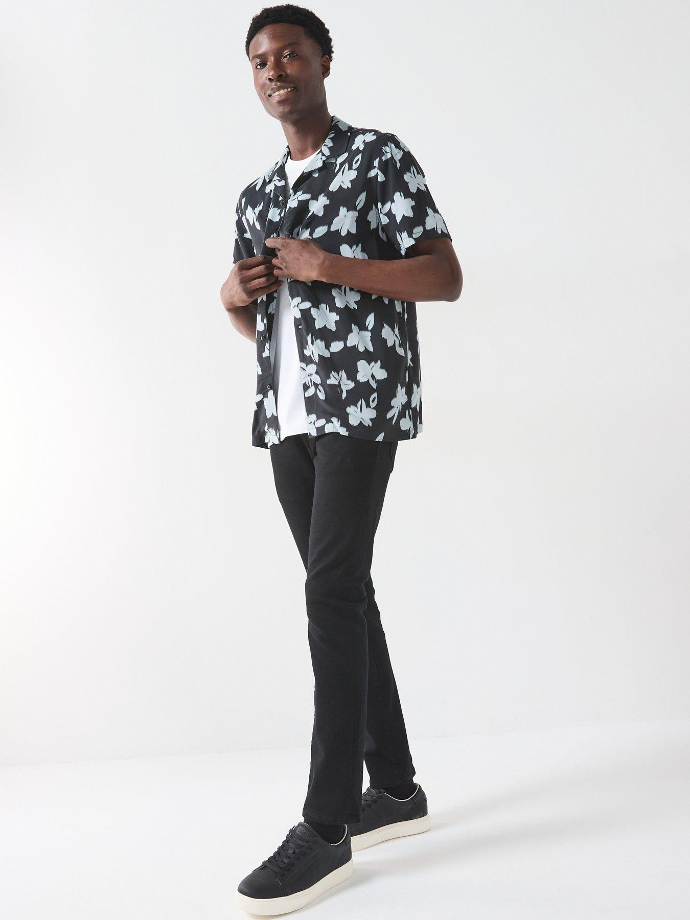 Image 3 of 6 of Very Man Mono Floral Printed Revere Shirt - Black