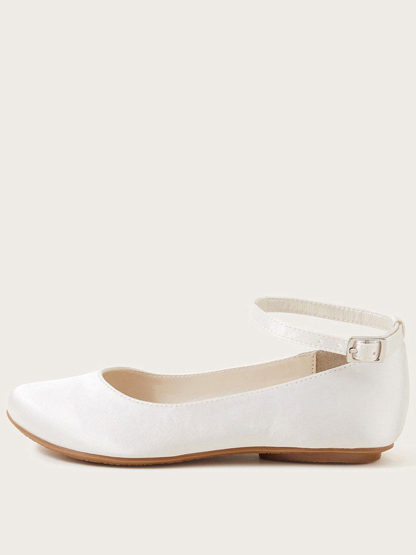 Girls cream ballet shoes hotsell