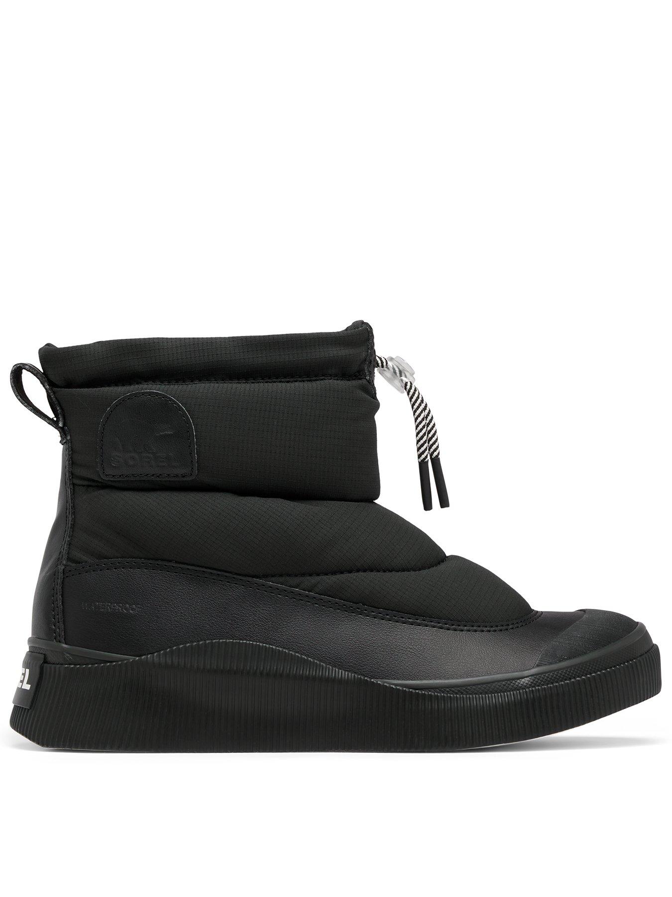 undefined Womens Out N About 4 Puffy Waterproof Boots - Black