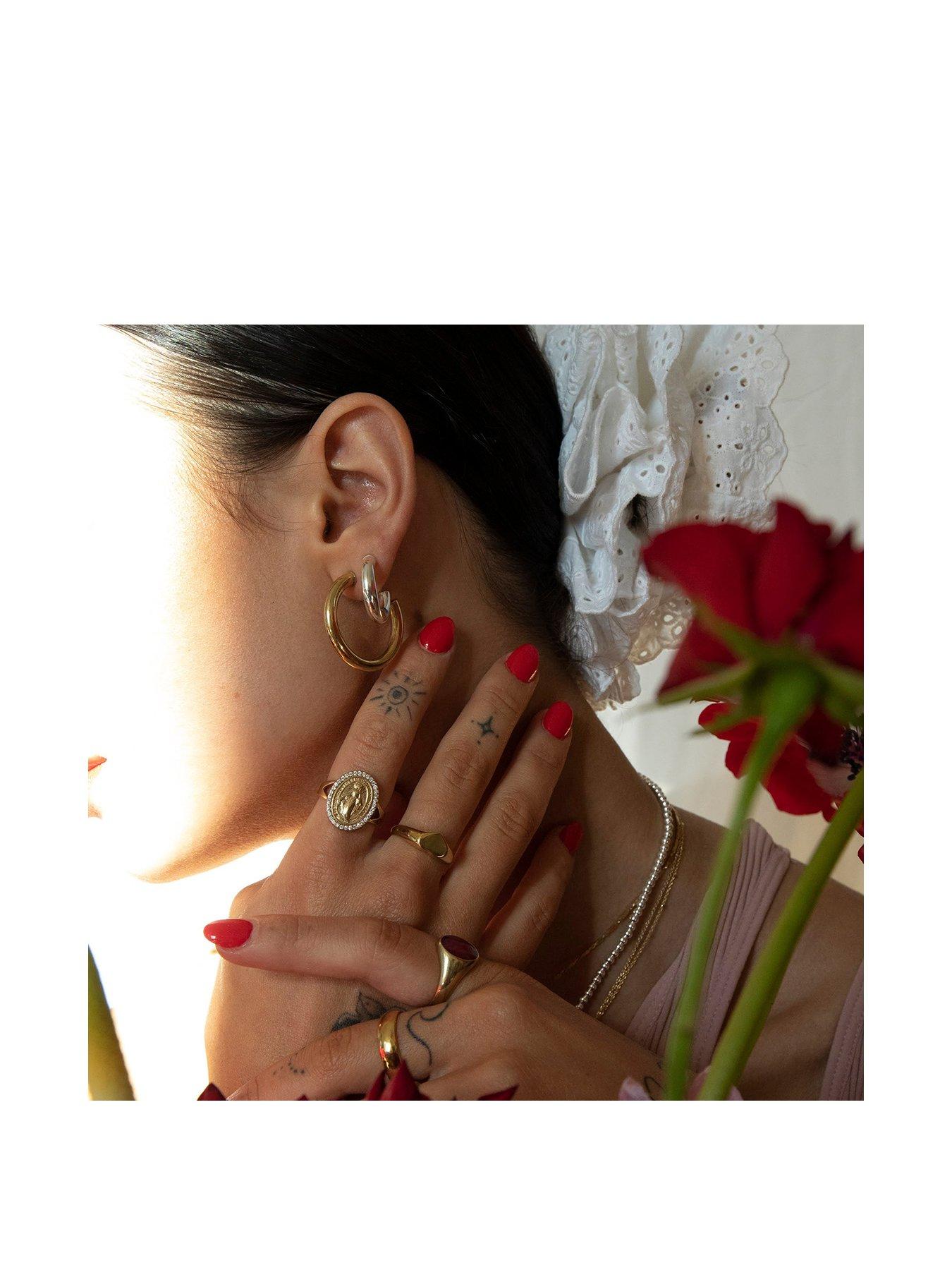 Image 3 of 5 of Seol + Gold Heart Signet Ring