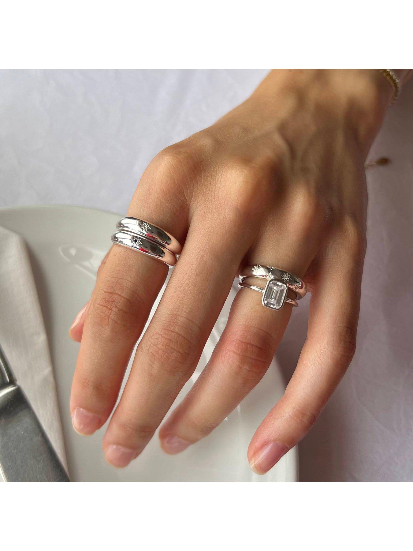 Image 4 of 5 of Seol + Gold Sapphire Star Domed Ring