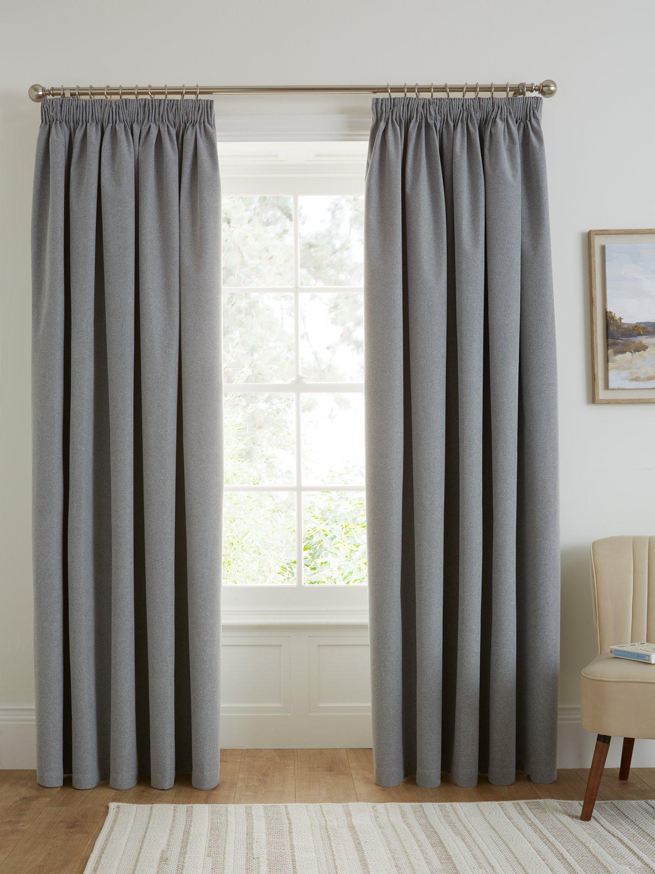 Very Home Texas Blackout Pleated Curtains