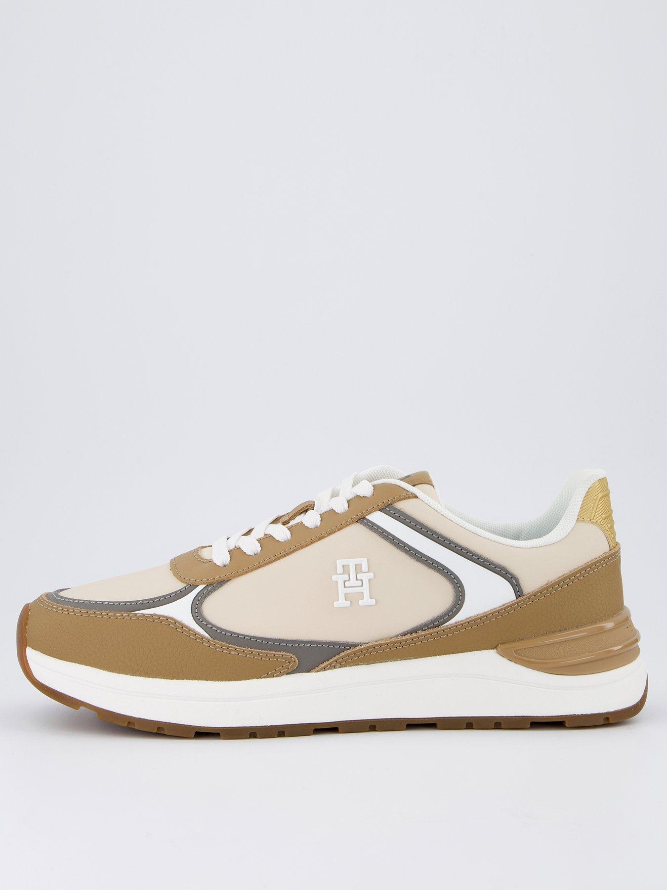 undefined Leather Runner Trainer - Beige