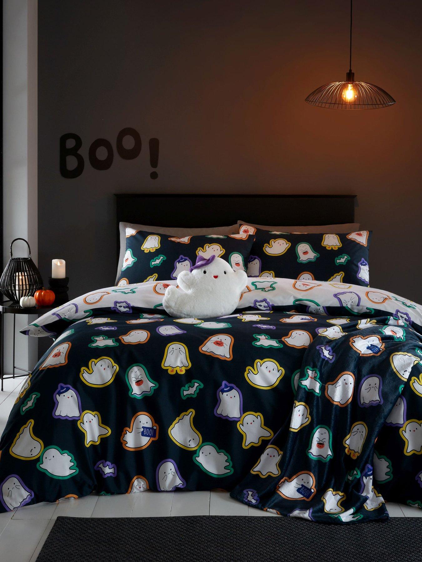 Catherine Lansfield Halloween Ghosts Throw- 130 X 170Cm
