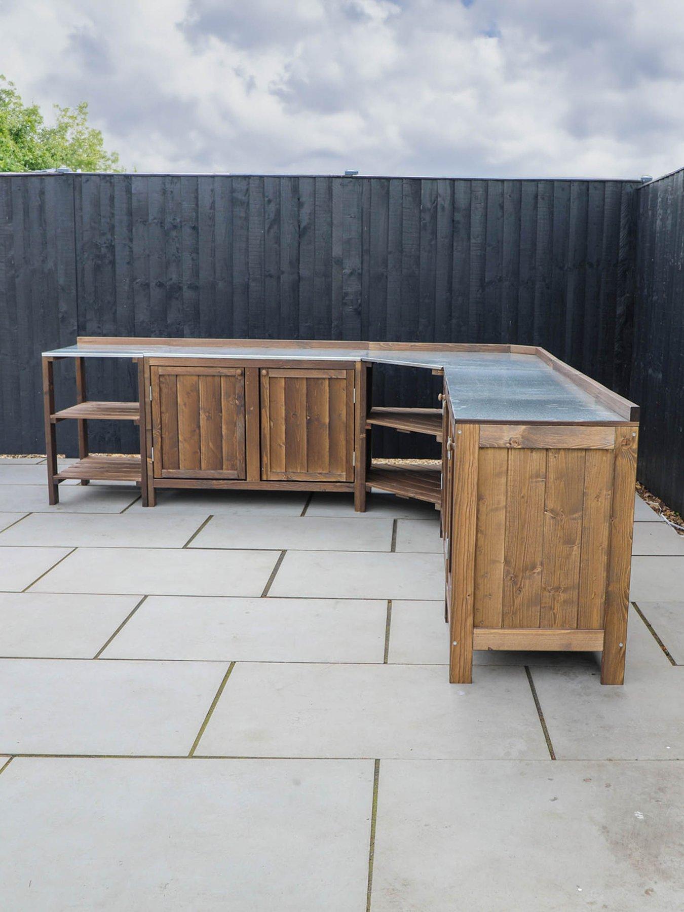 Image 3 of 7 of MERCIA Trent Ultimate Outdoor Kitchen