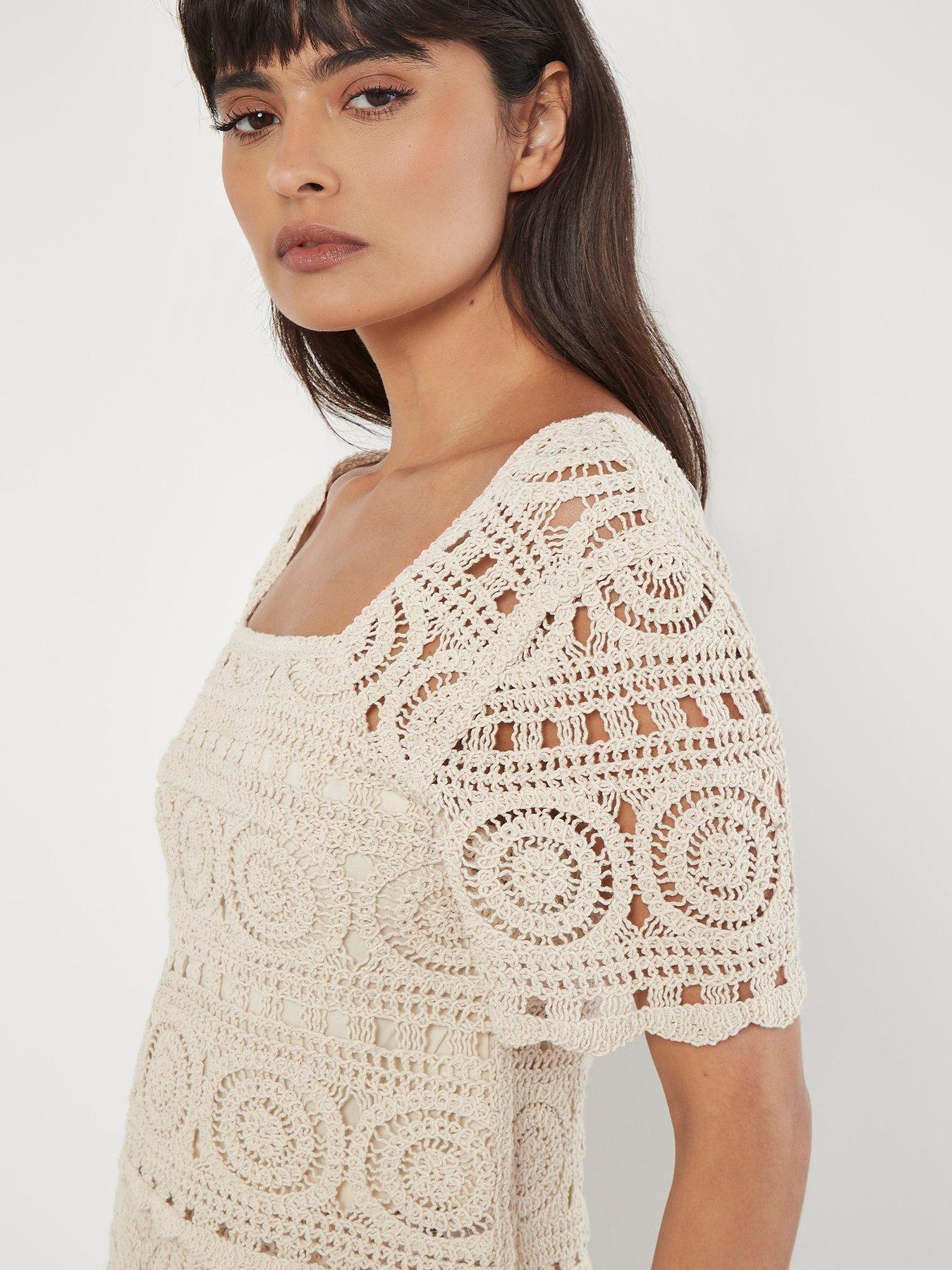 Circle Knit Knit Top