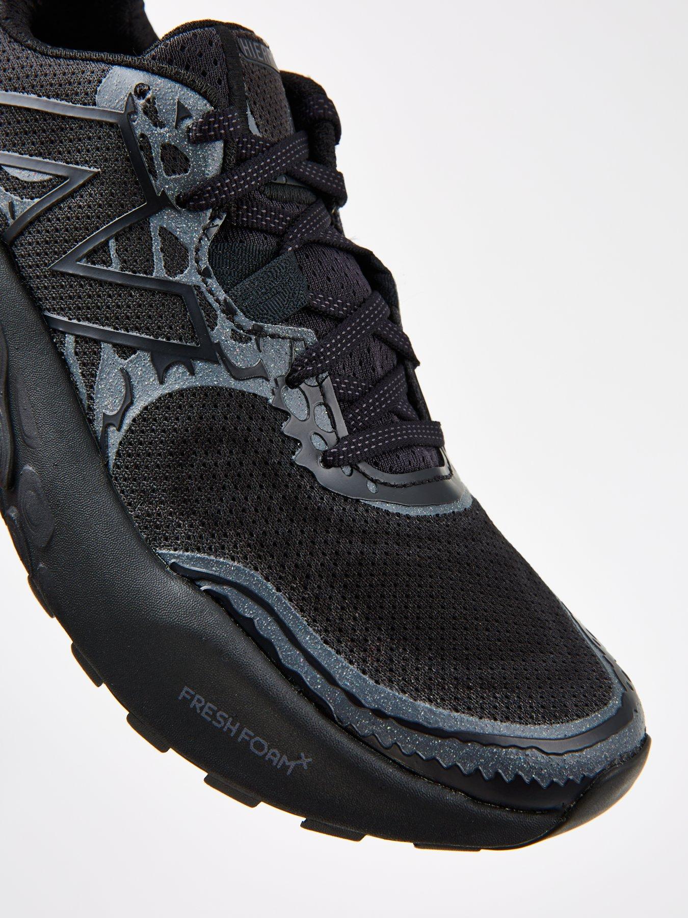 New Balance Womens Trail Running Fresh Foam X Hierro v8 Gore-Tex