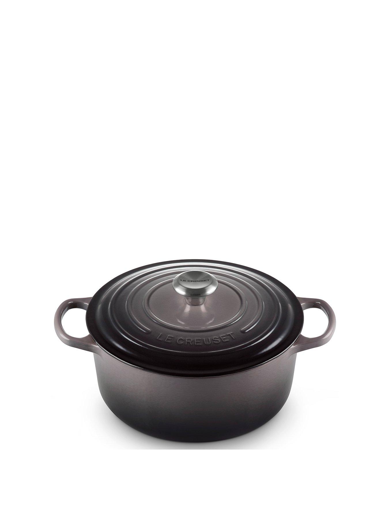 Image 2 of 7 of Le Creuset Cast Iron Round 26 cm Casserole in Grey