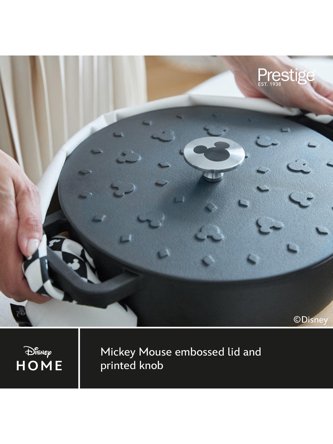 Image 4 of 8 of Disney Prestige X Disney Monochrome Pre-seasoned Cast Iron Shallow Casserole Dish - 24cm