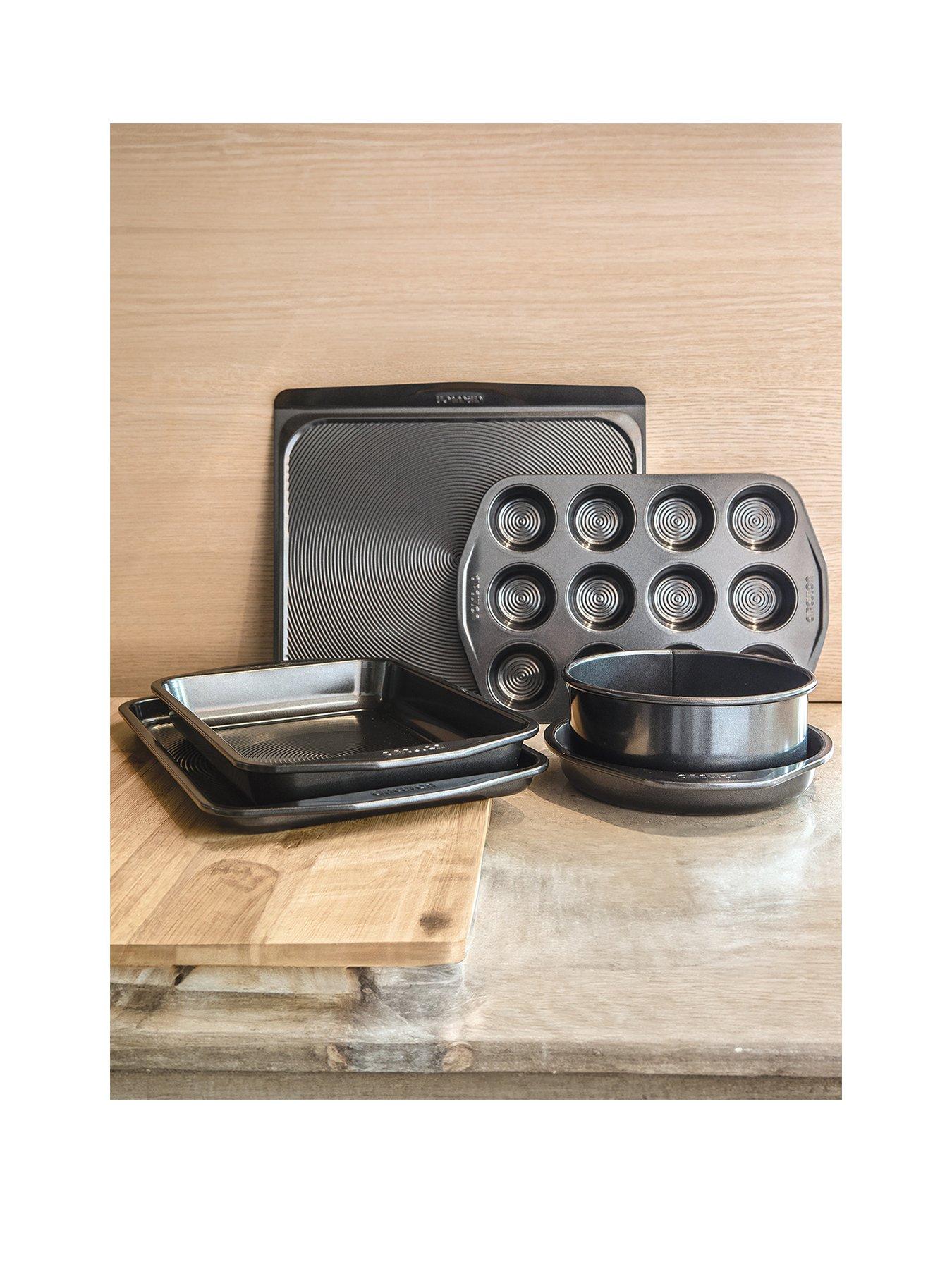 Product photograph of Circulon Ultimum Bakeware Non Stick Large Oven Tray from very.co.uk