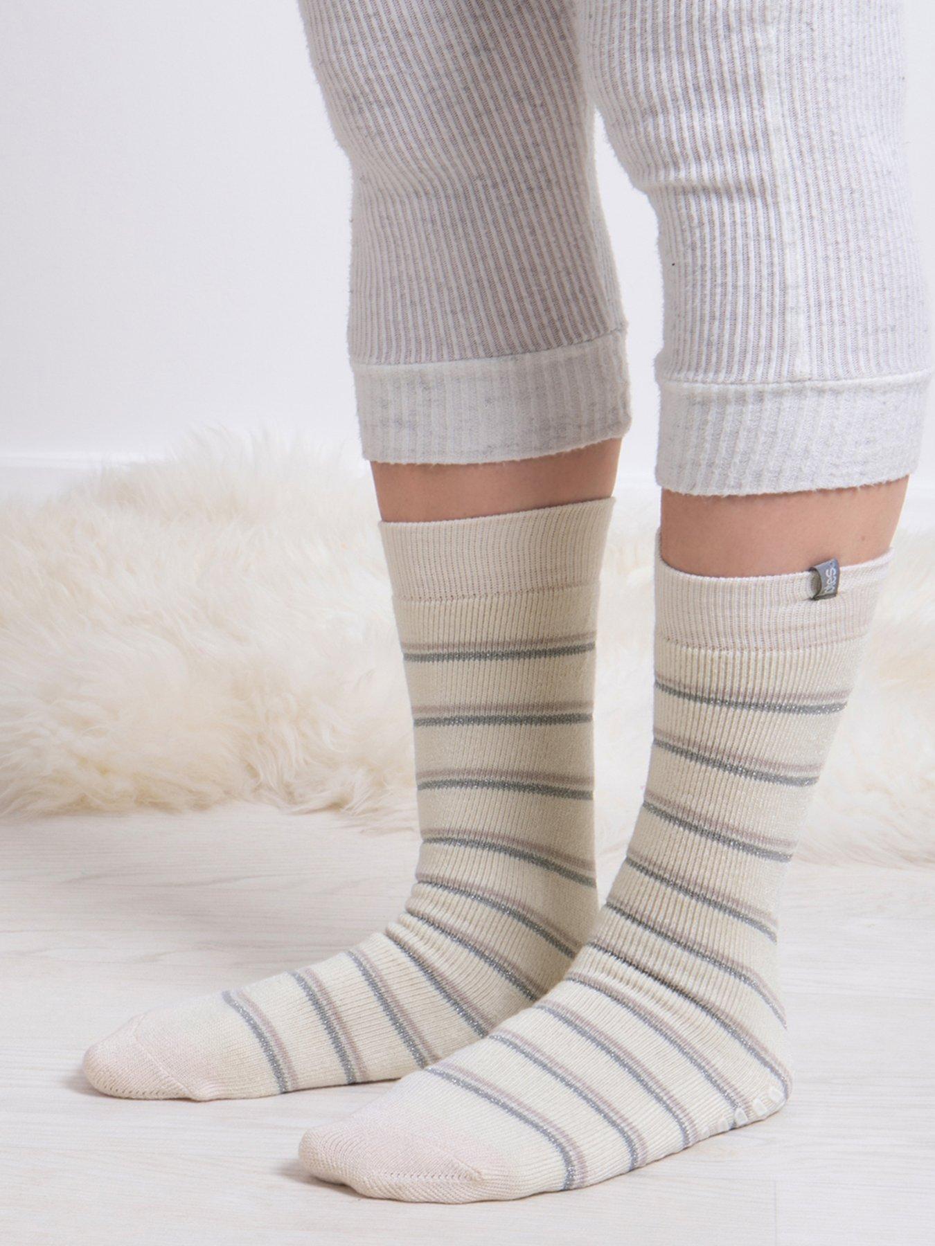 Image 3 of 6 of TOTES 2pack Original Fairisle &amp; Plain Slipper Socks - Fairisle/plain - Multi