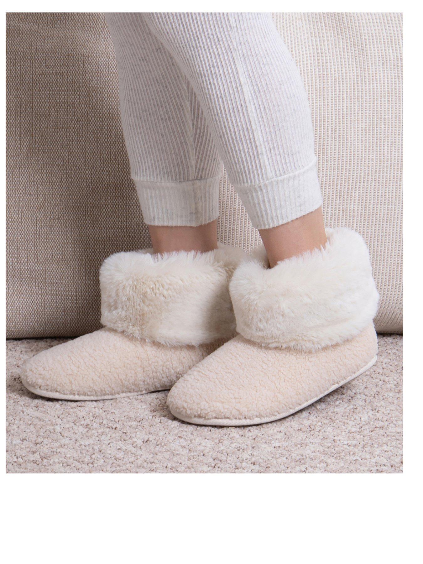 Isotoner impressions slippers deals