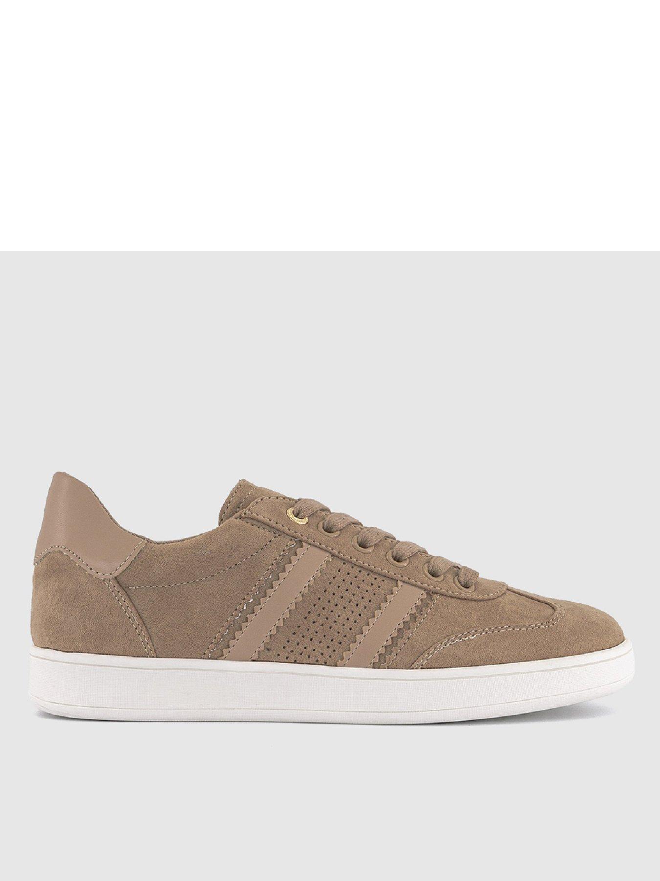 undefined Stripe Retro Athleisure Trainer - Sand