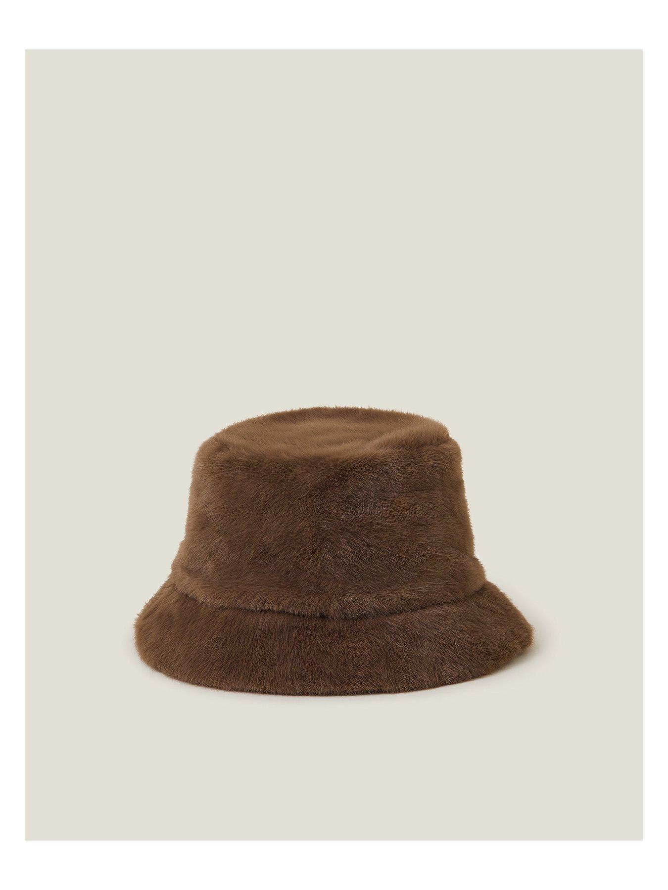 Image 3 of 4 of Accessorize Luxe Fluffy Bucket