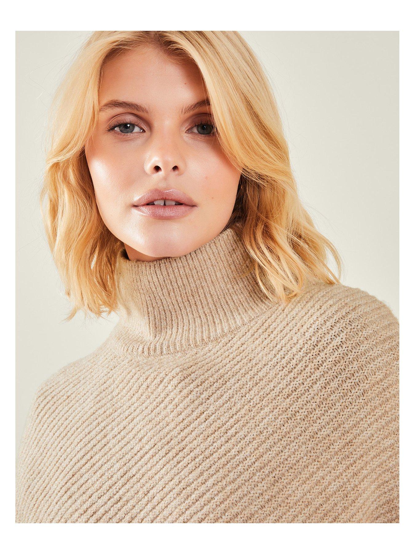 Image 4 of 4 of Accessorize Hannah Ribbed Poncho