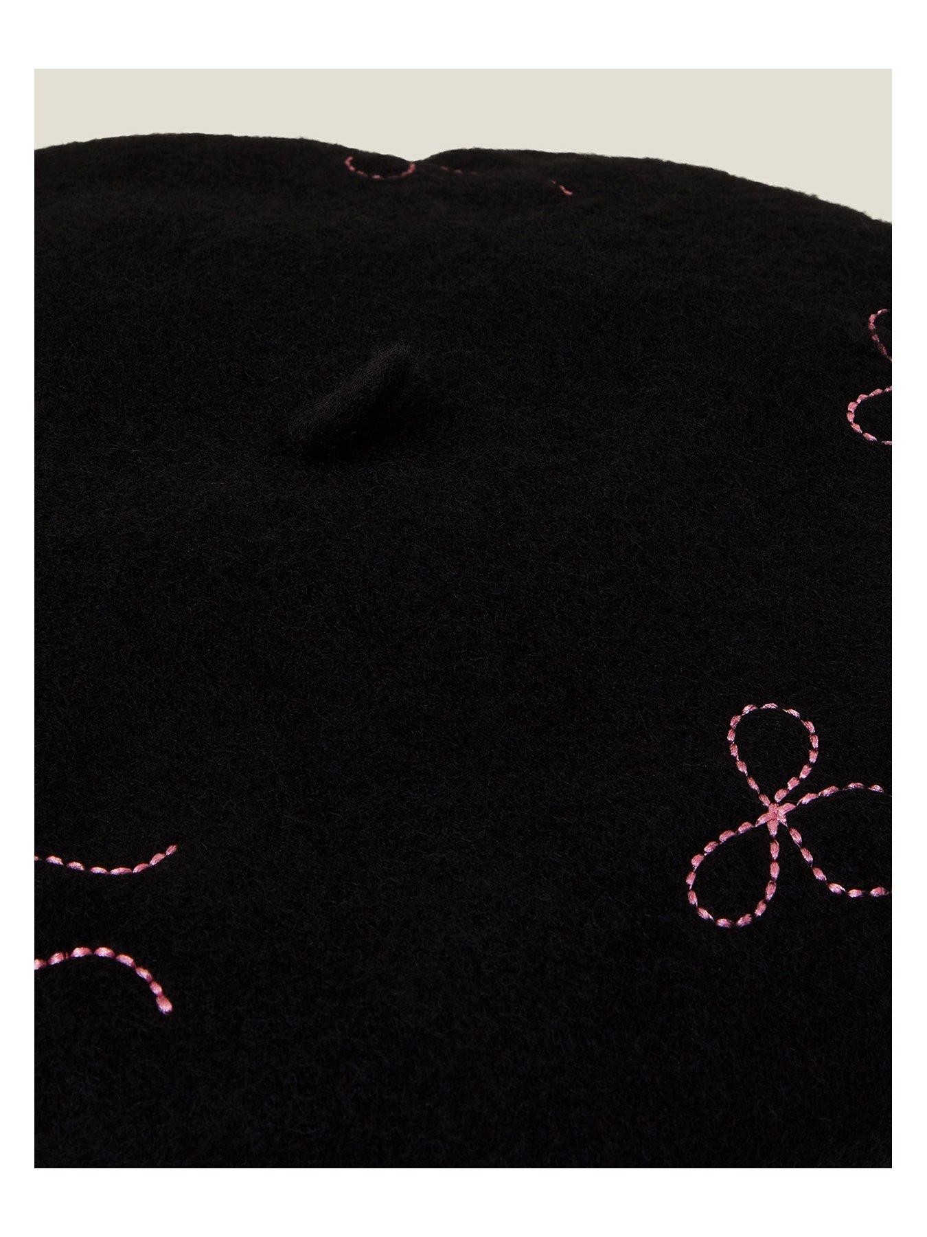 Image 5 of 5 of Accessorize Bow Stitch Beret