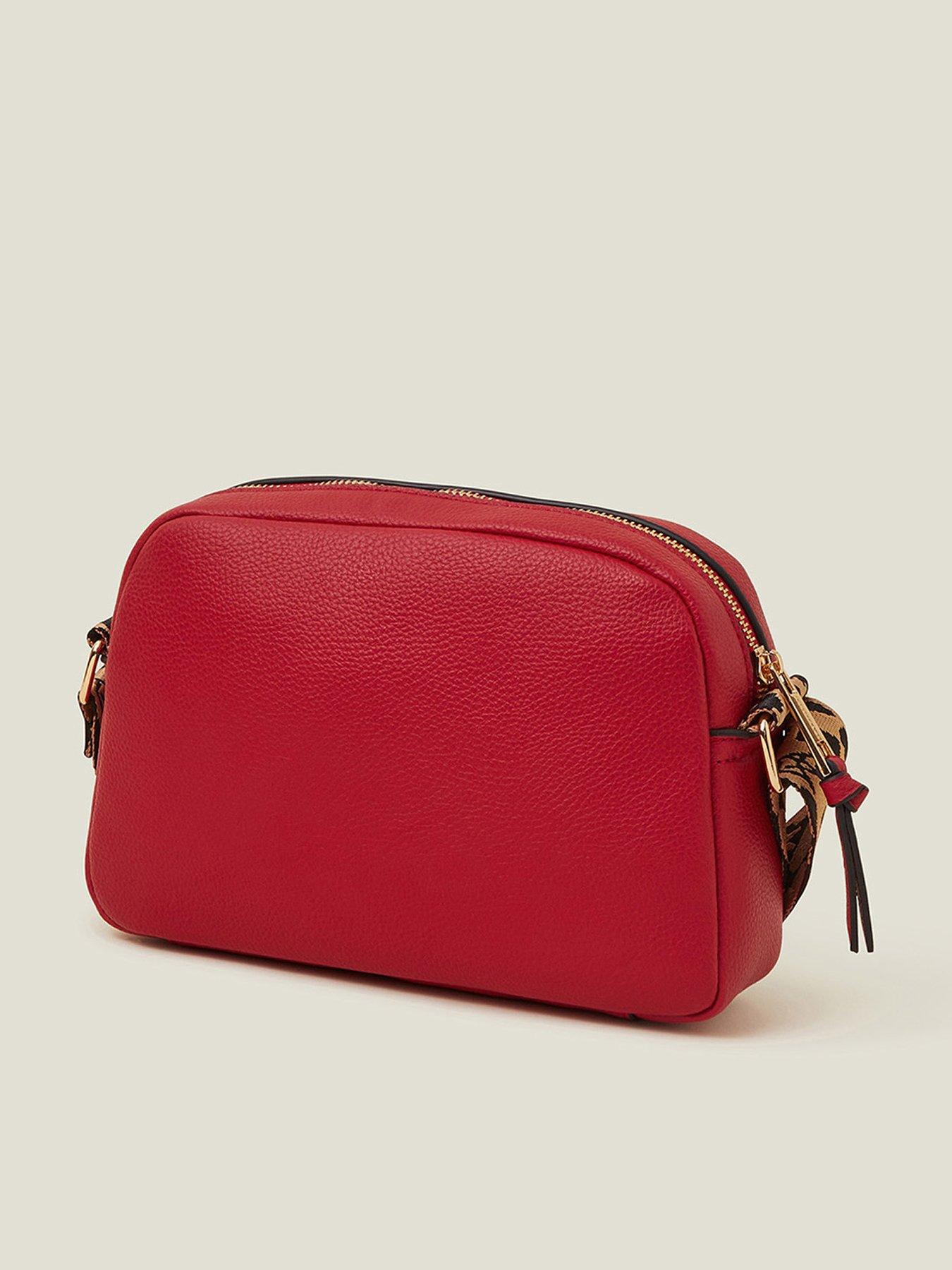 Image 3 of 5 of Accessorize Webbing Curved Camera