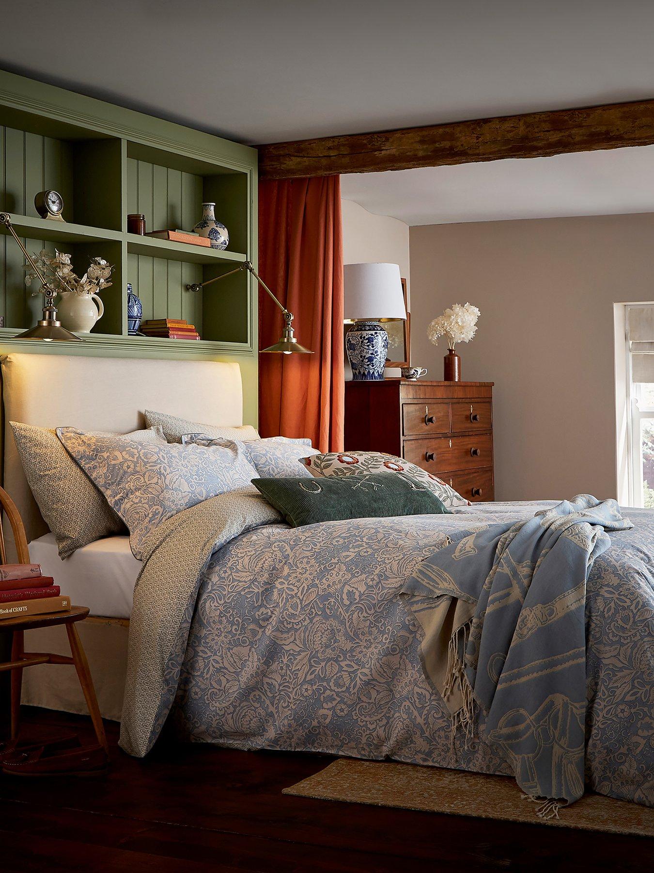 Image 5 of 6 of Joules Bridle 100% Cotton Percale Throw 140X180cm- Blue