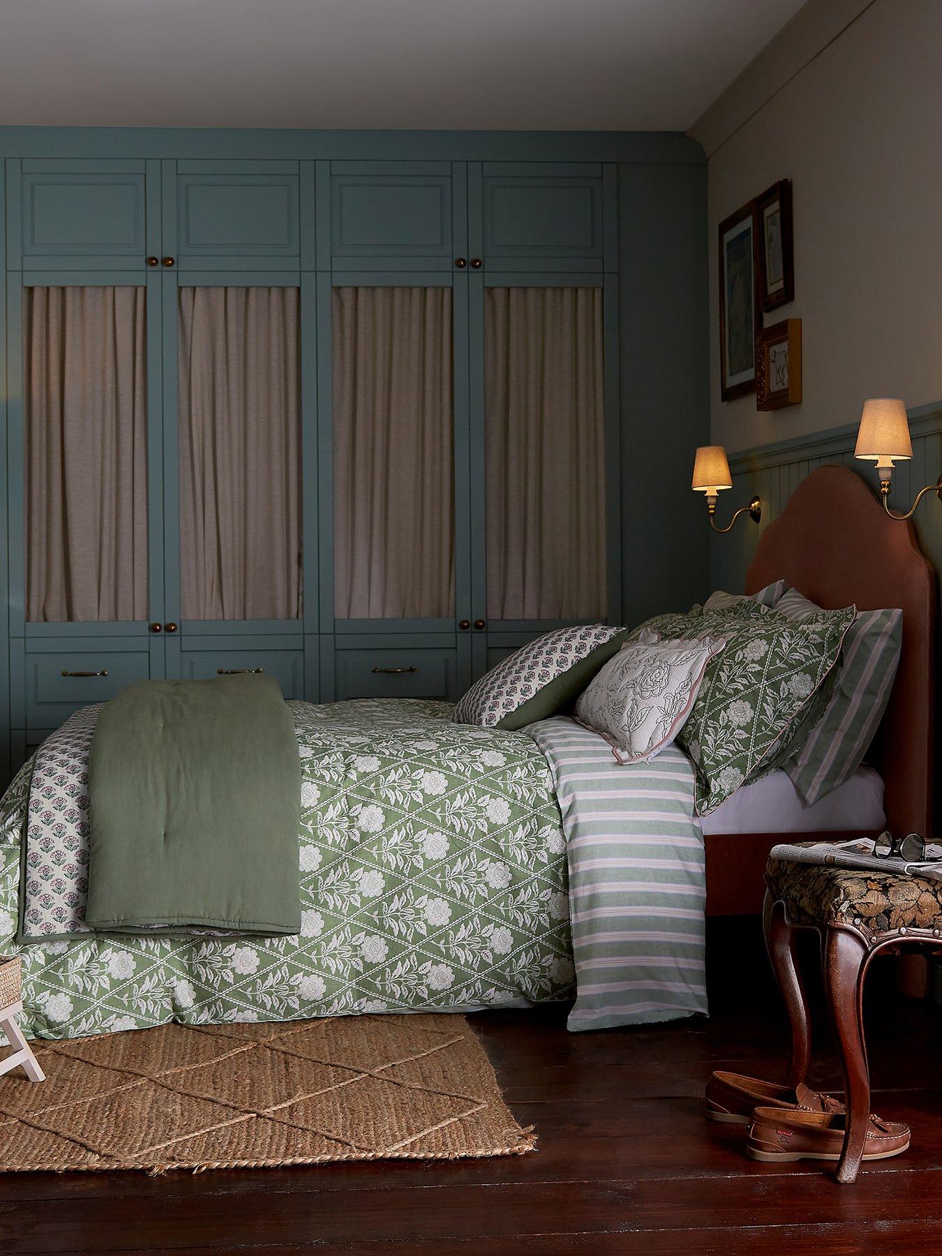 Product photograph of Joules Juliette Stamp Green Duvet Set- Double from very.co.uk