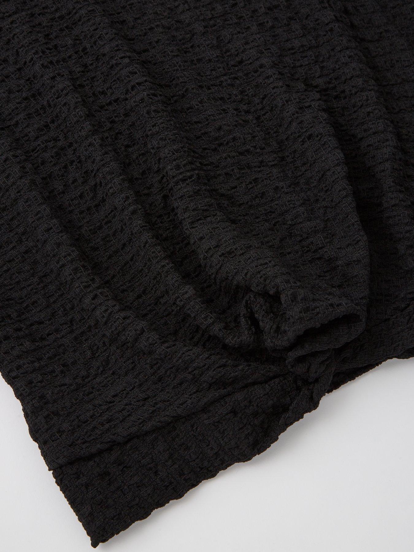 V by Very Contrast Piping Tie Up Top - Black