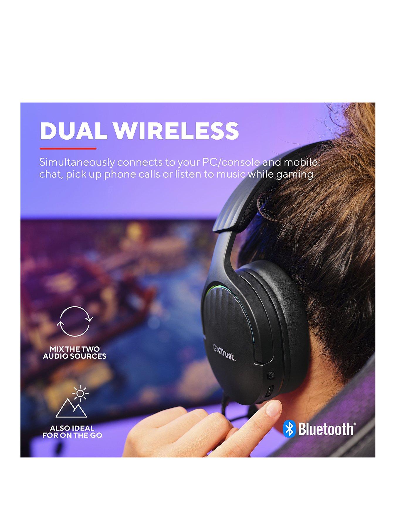 Image 3 of 8 of Trust GXT 491 Fayzo Dual Wireless Gaming Headset for PS4/5, Nintendo Switch, PC, Laptop, Smartphone