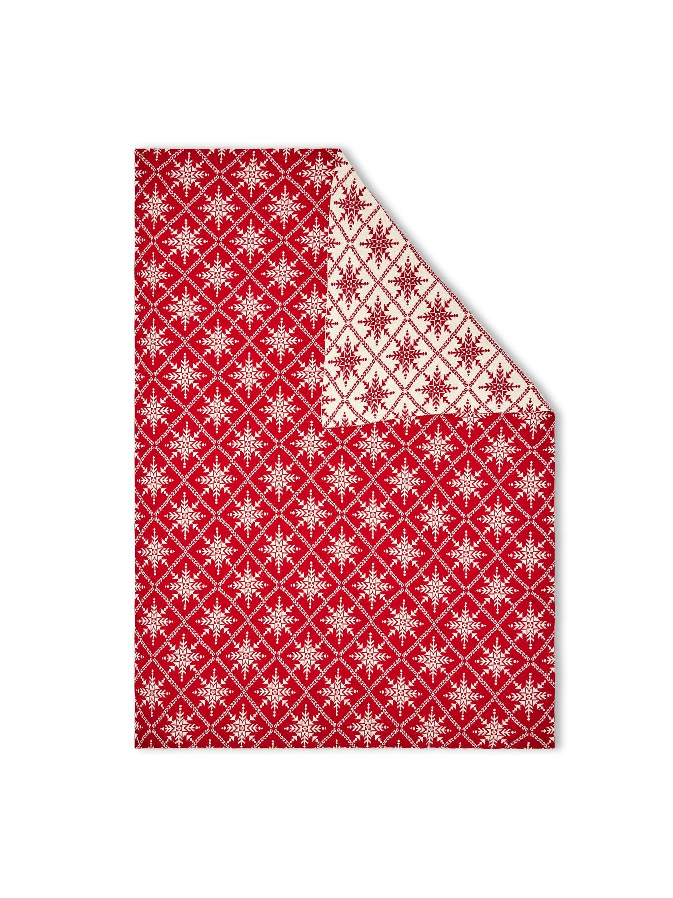 Image 6 of 7 of Very Home Traditional Star Christmas Throw