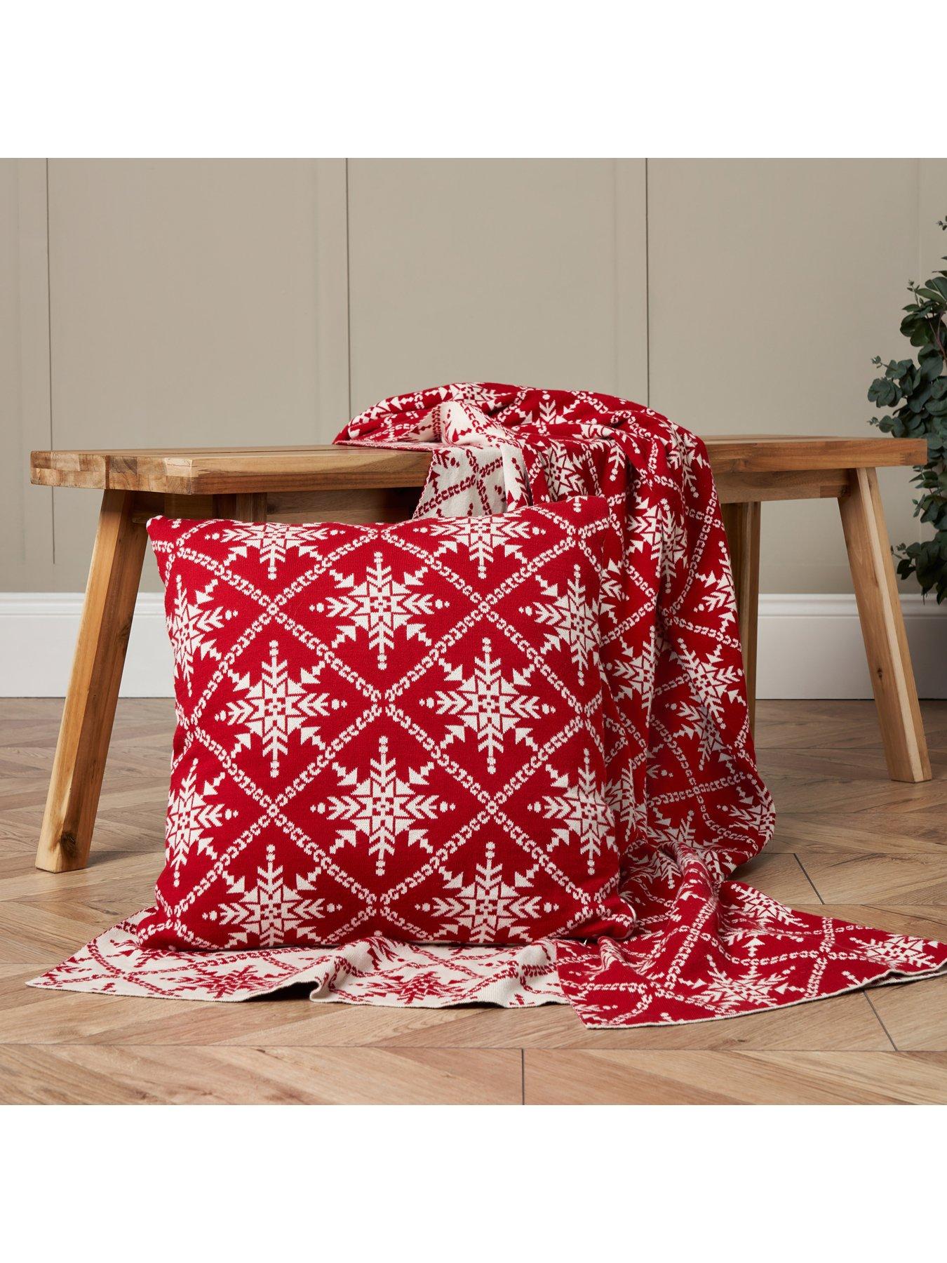 Image 7 of 7 of Very Home Traditional Star Christmas Throw