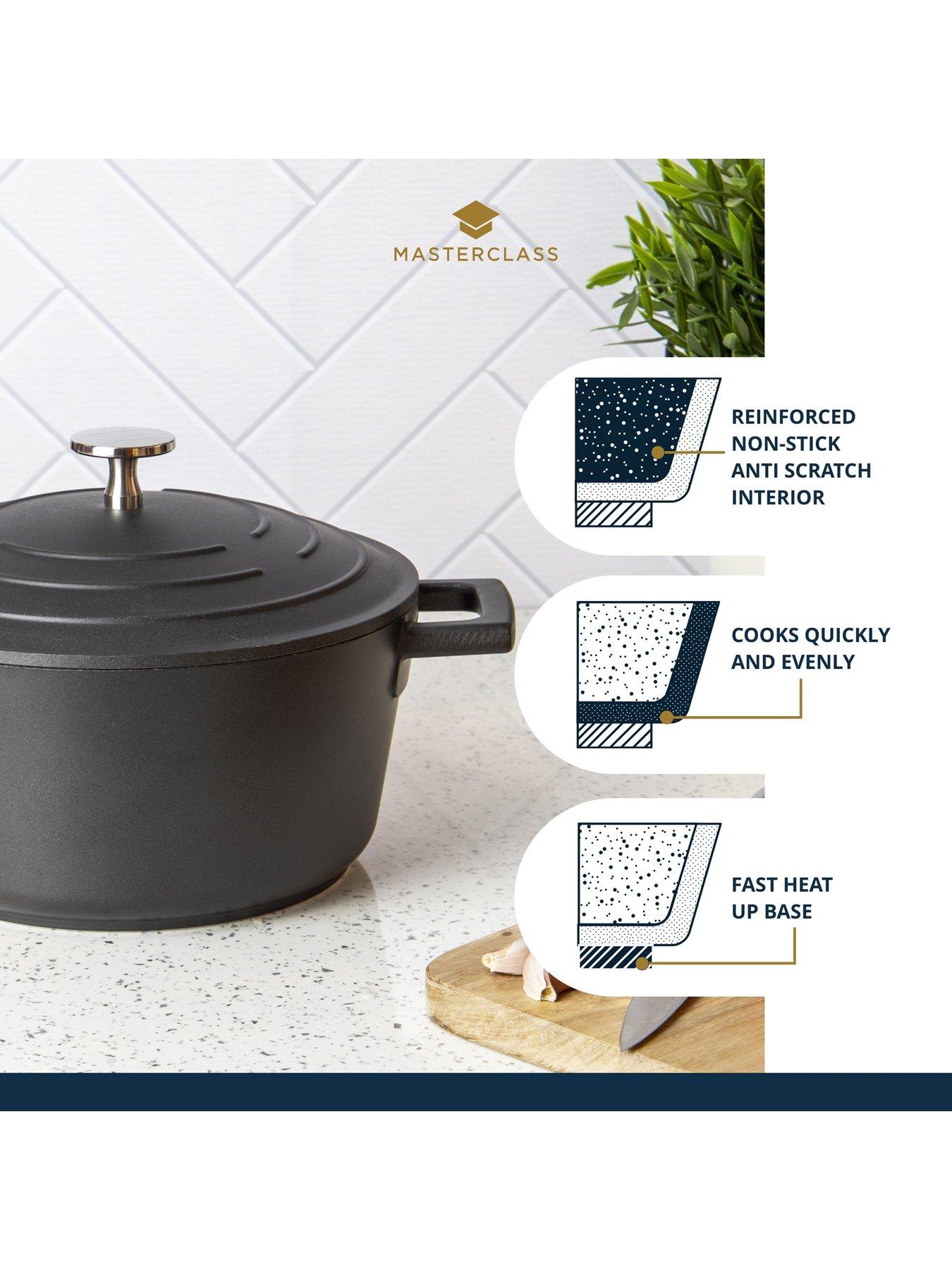 Image 4 of 7 of MasterClass Cast Aluminium 2.5-Litre Casserole Dish