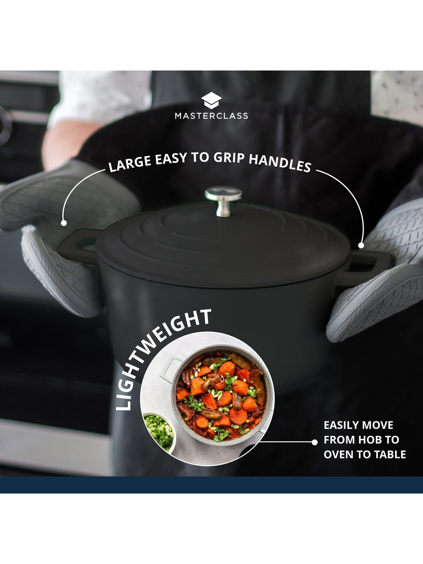 Image 5 of 7 of MasterClass Cast Aluminium 2.5-Litre Casserole Dish