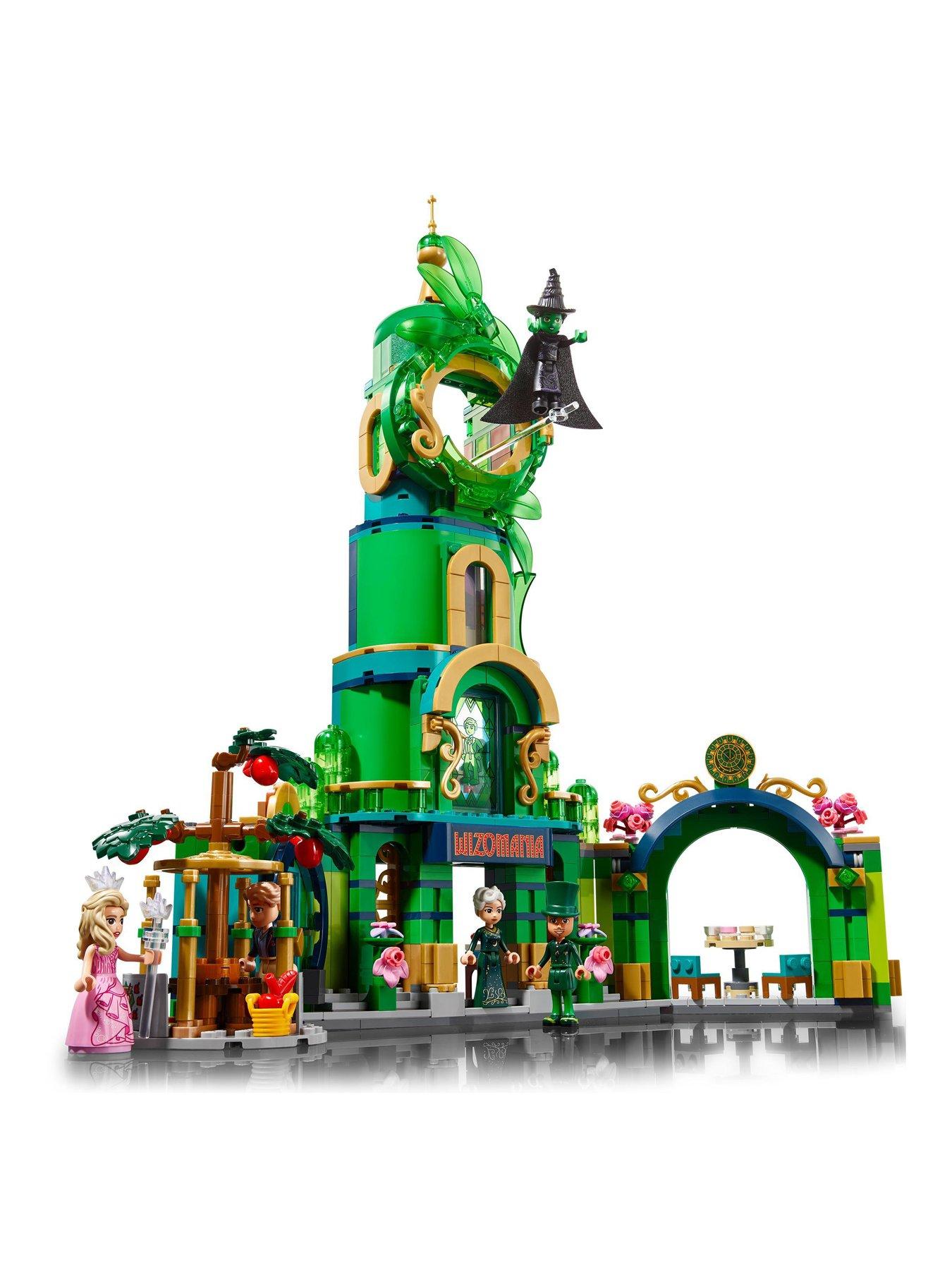 Image 4 of 8 of LEGO Wicked Welcome to Emerald City Movie Set 75684