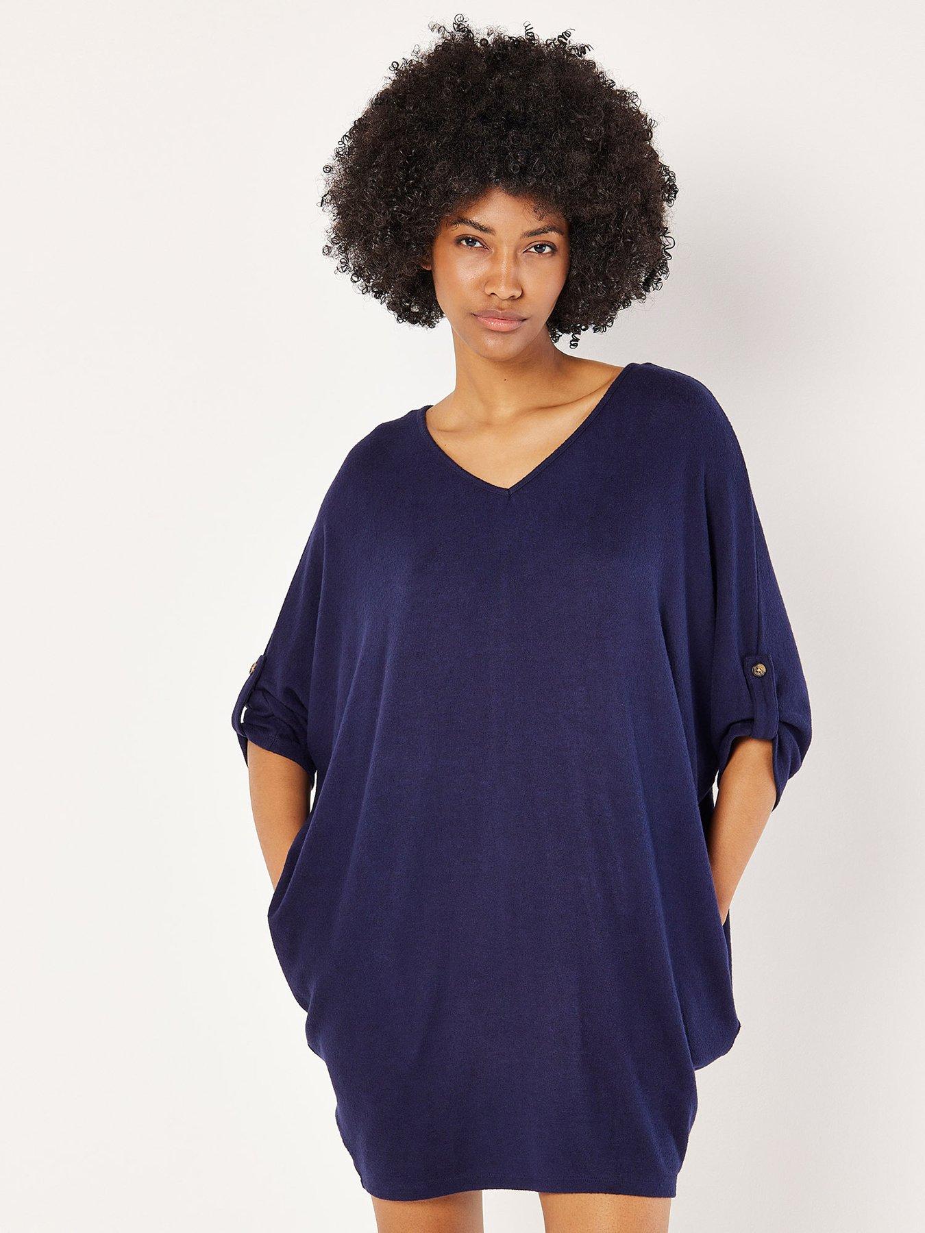 Apricot navy dress online