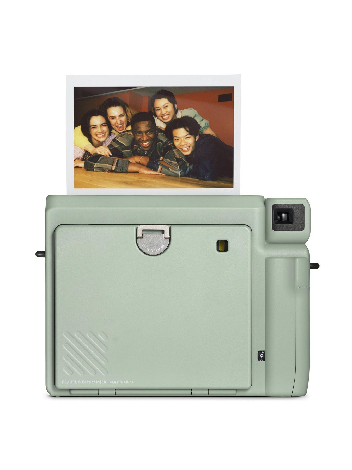 Fujifilm Instax Wide 400 EX D Instant Camera Very