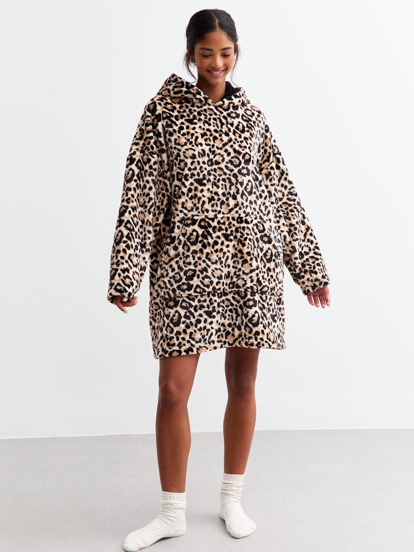 Image 3 of 4 of New Look Brown Oversized Leopard Print Fleece Hoodie