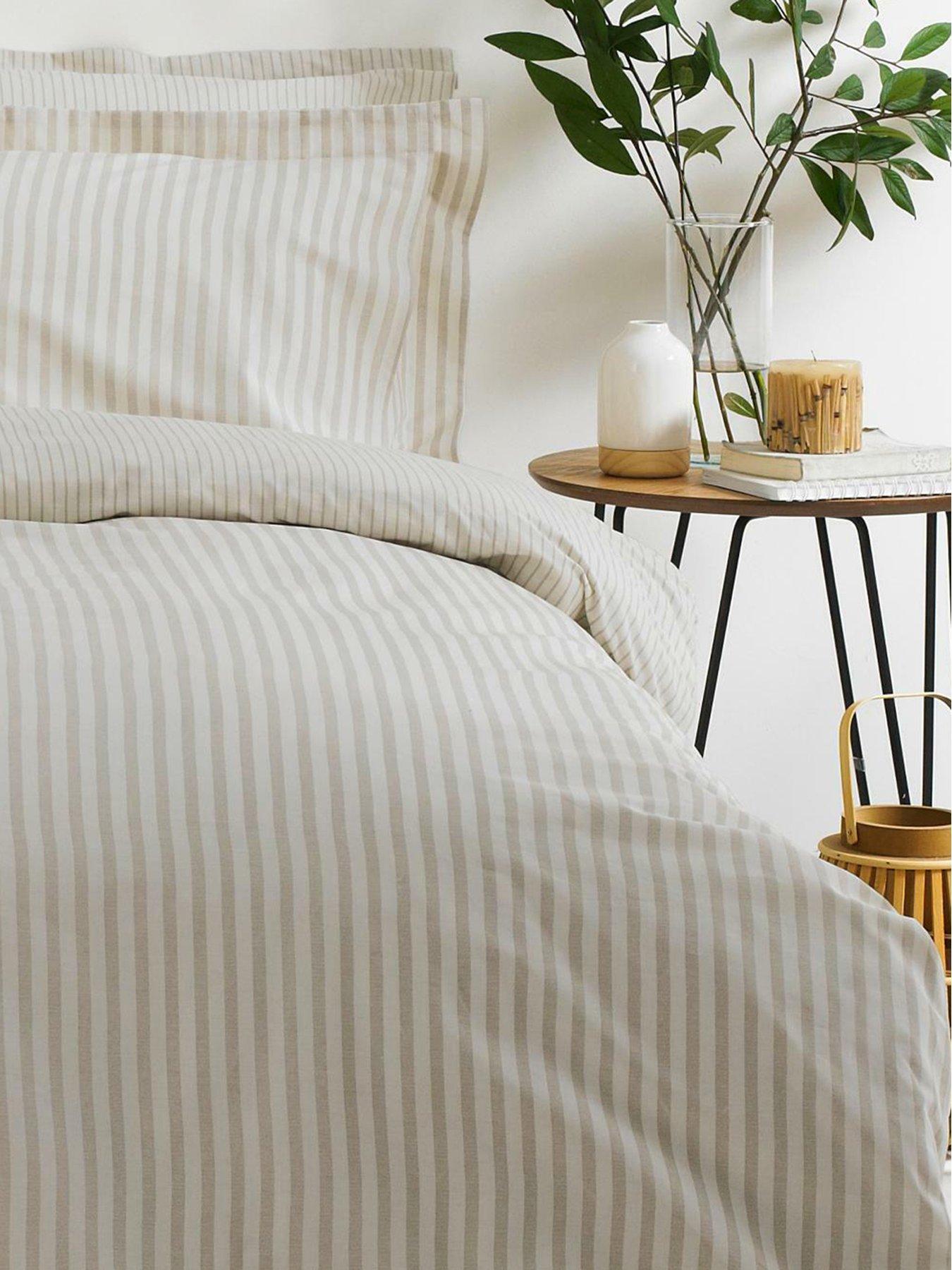 Image 3 of 3 of Yard Hebden 100% Cotton Duvet Cover Set - Natural