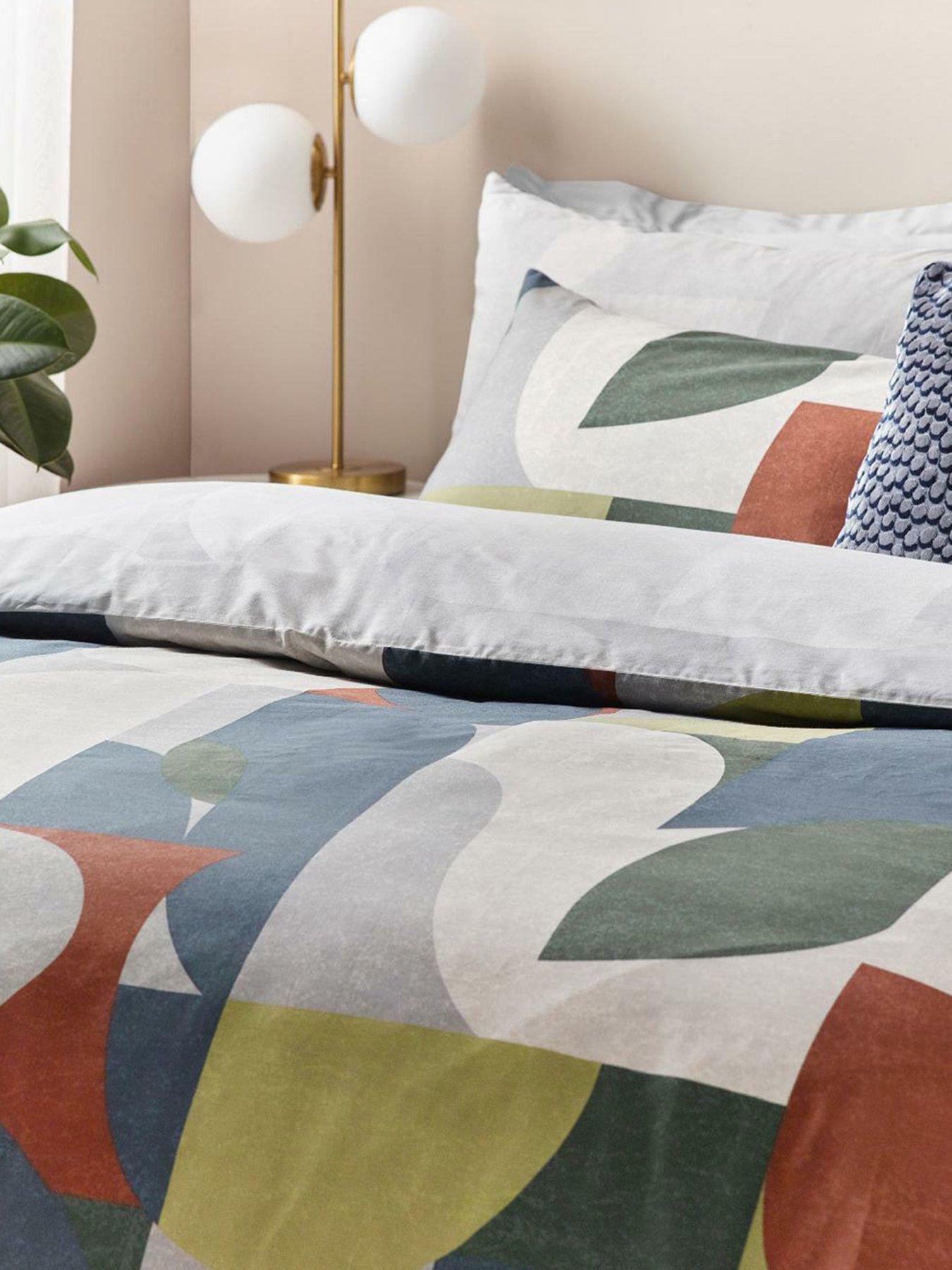 Image 3 of 4 of HOEM Siresa Duvet Set- Double - Multi