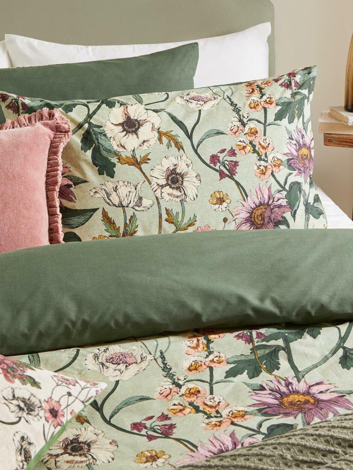Image 4 of 4 of Wylder Wallflower Duvet Cover Set