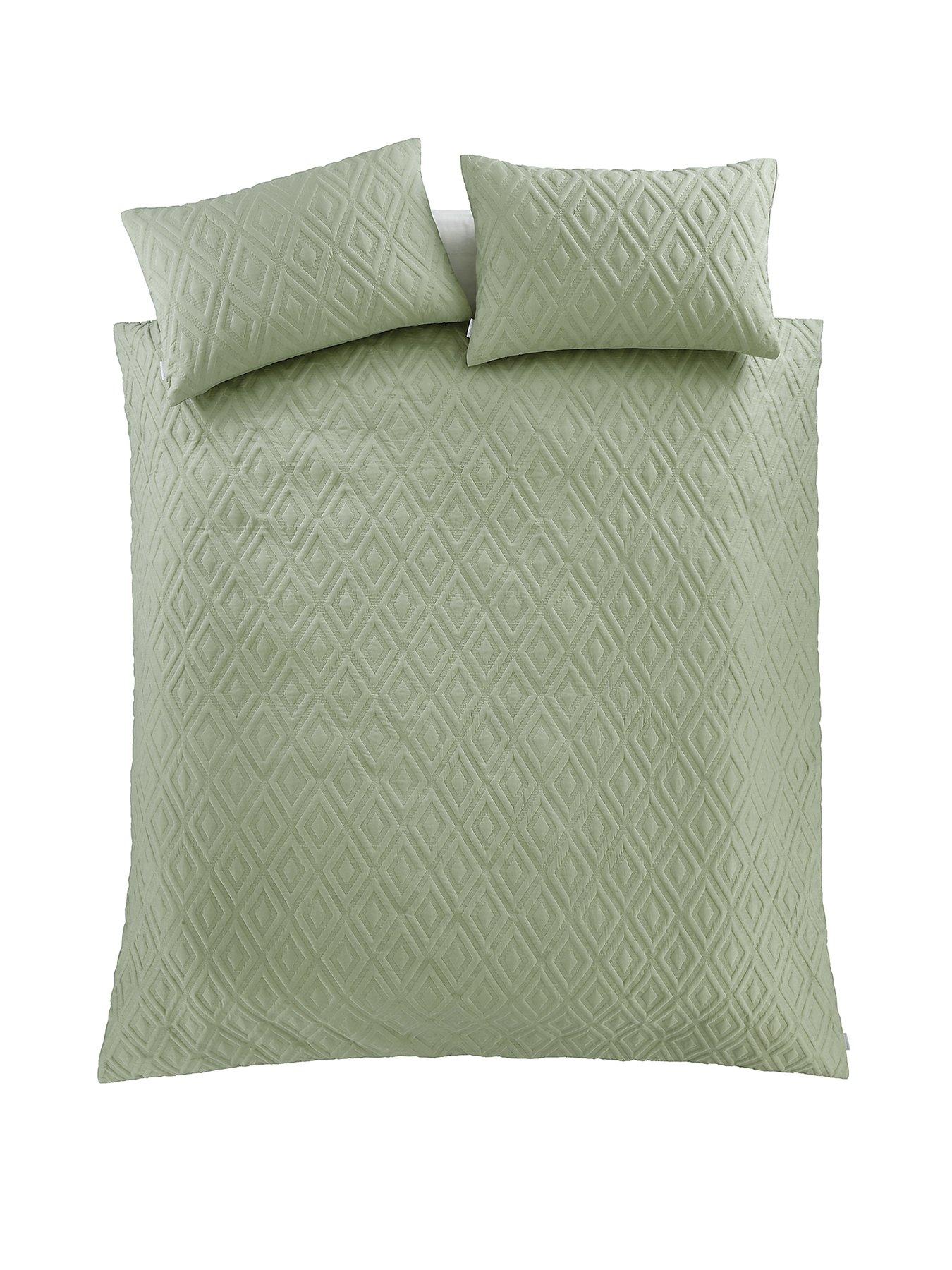 Image 2 of 6 of Catherine Lansfield Jacob Geo Duvet Cover Set